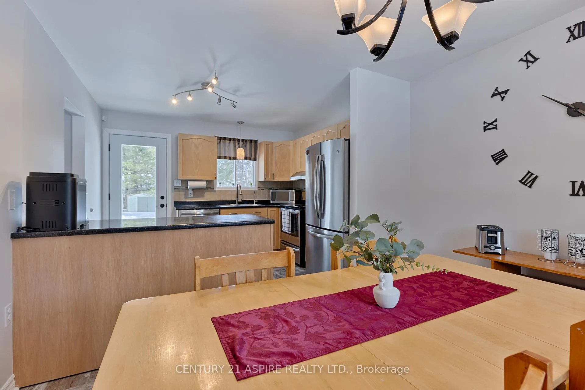 Photo 22 of 13 Runge Drive, Petawawa — HOMEH
