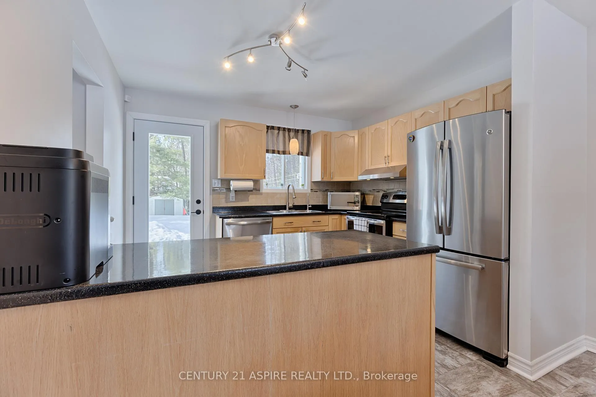 Photo 24 of 13 Runge Drive, Petawawa — HOMEH