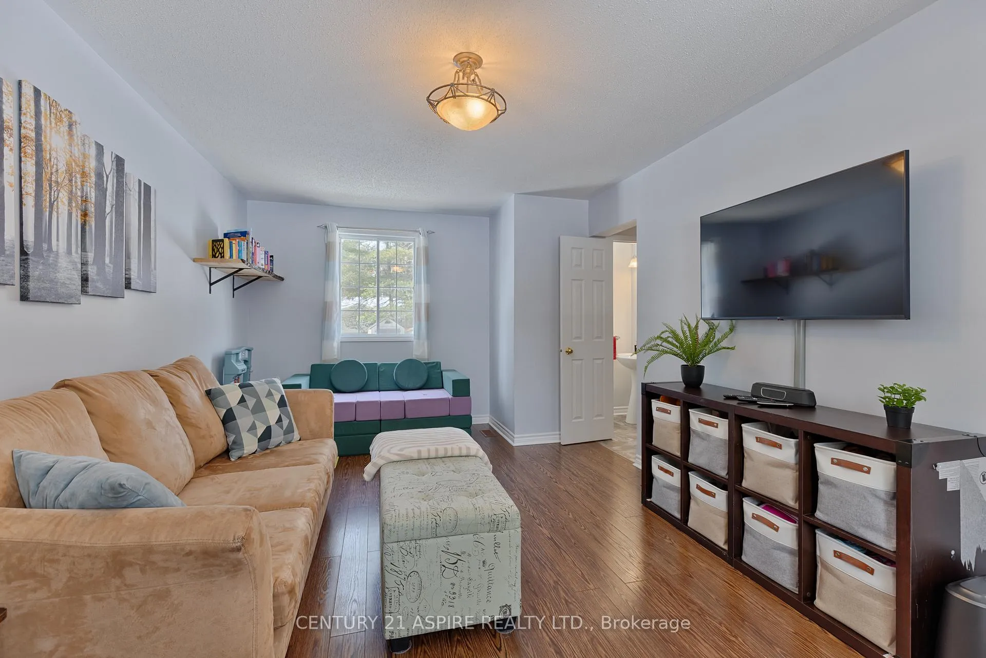 Photo 33 of 13 Runge Drive, Petawawa — HOMEH