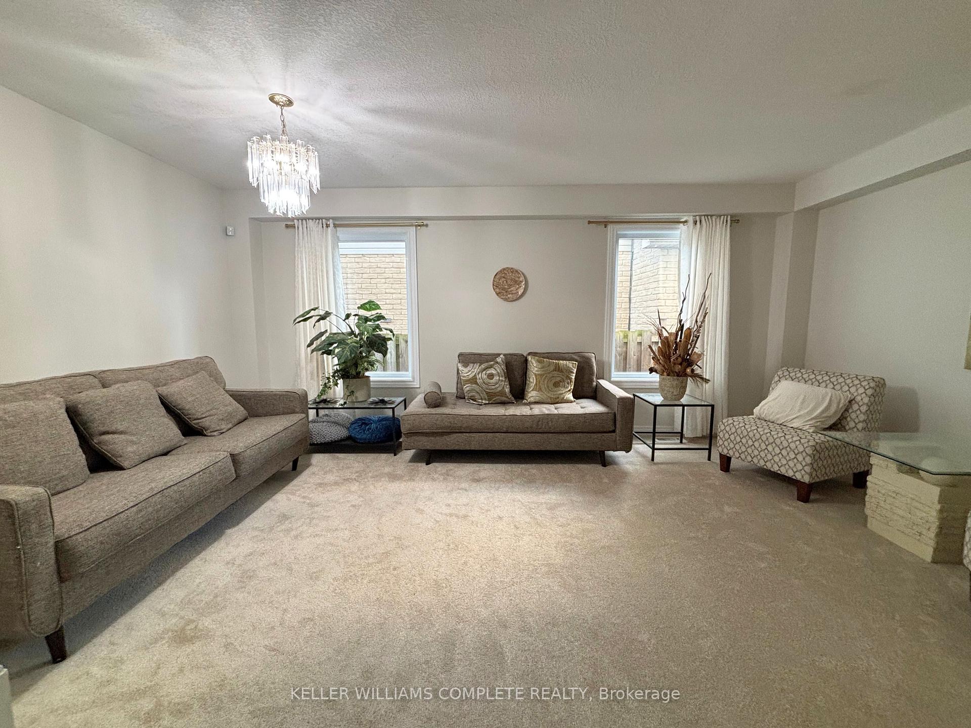 Photo 6 of 41 Pineridge Drive, Hamilton, Jerome — HOMEH