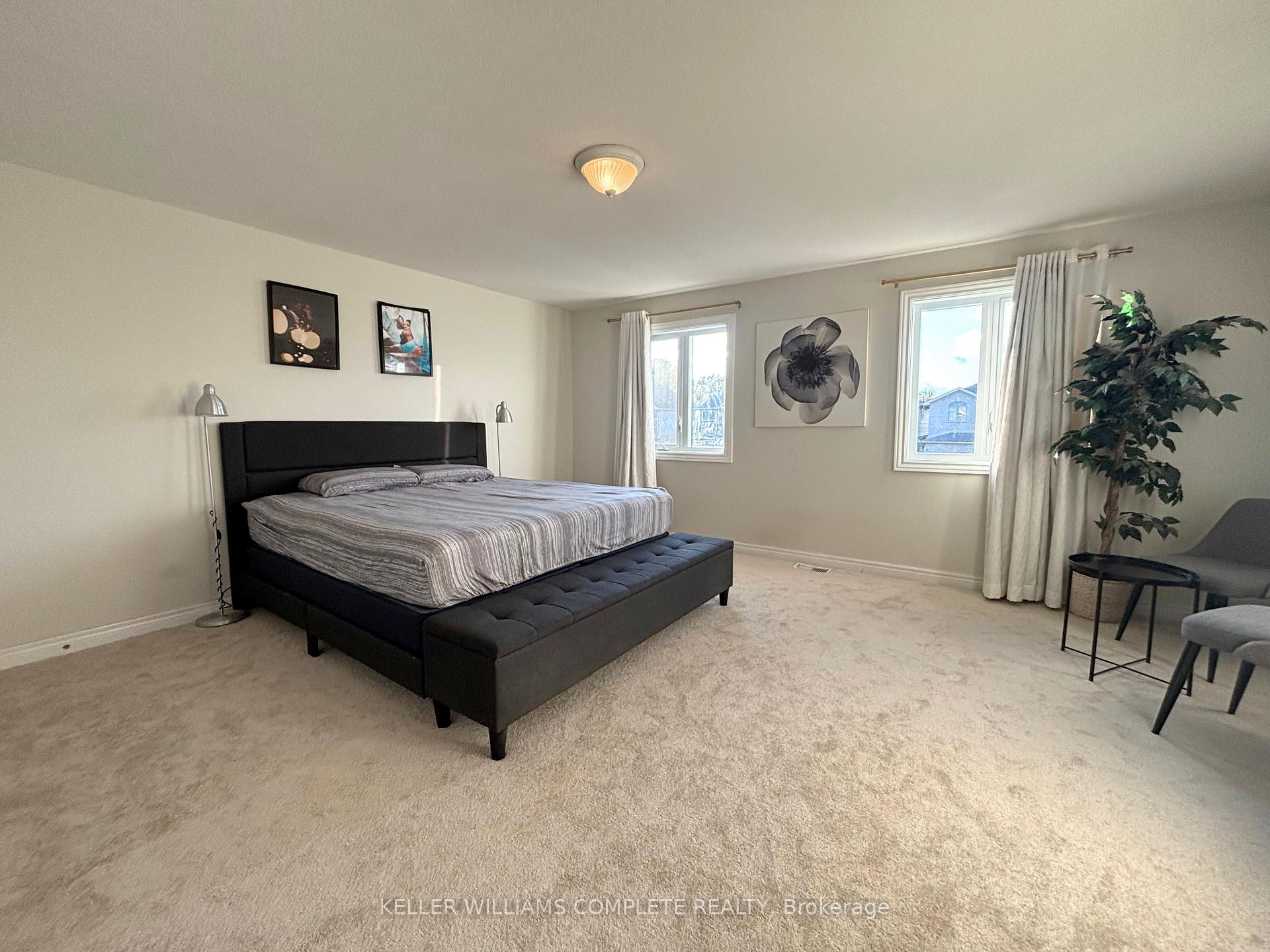 Photo 21 of 41 Pineridge Drive, Hamilton, Jerome — HOMEH