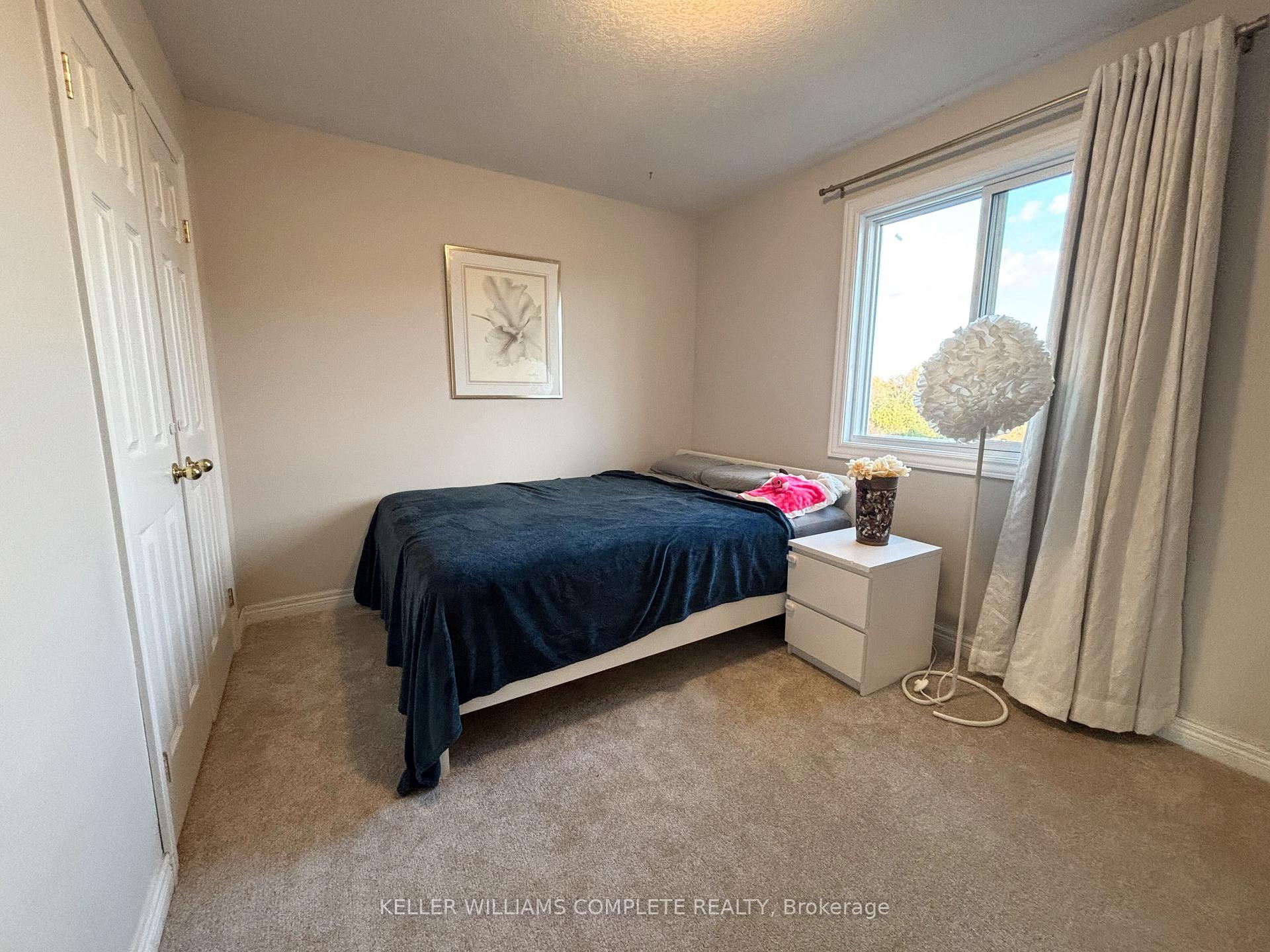 Photo 26 of 41 Pineridge Drive, Hamilton, Jerome — HOMEH