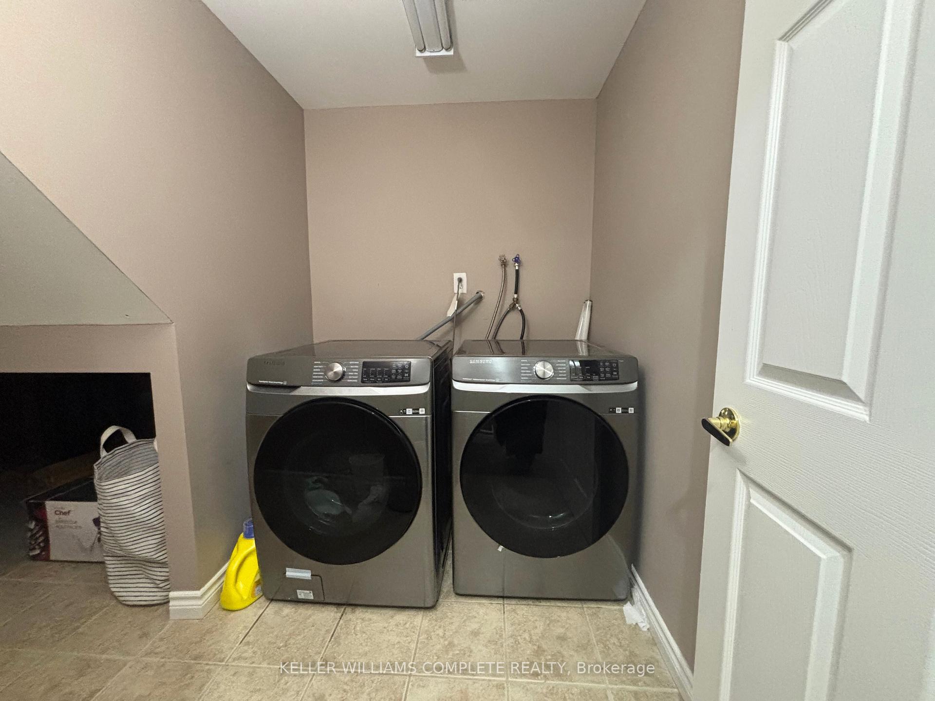 Photo 30 of 41 Pineridge Drive, Hamilton, Jerome — HOMEH