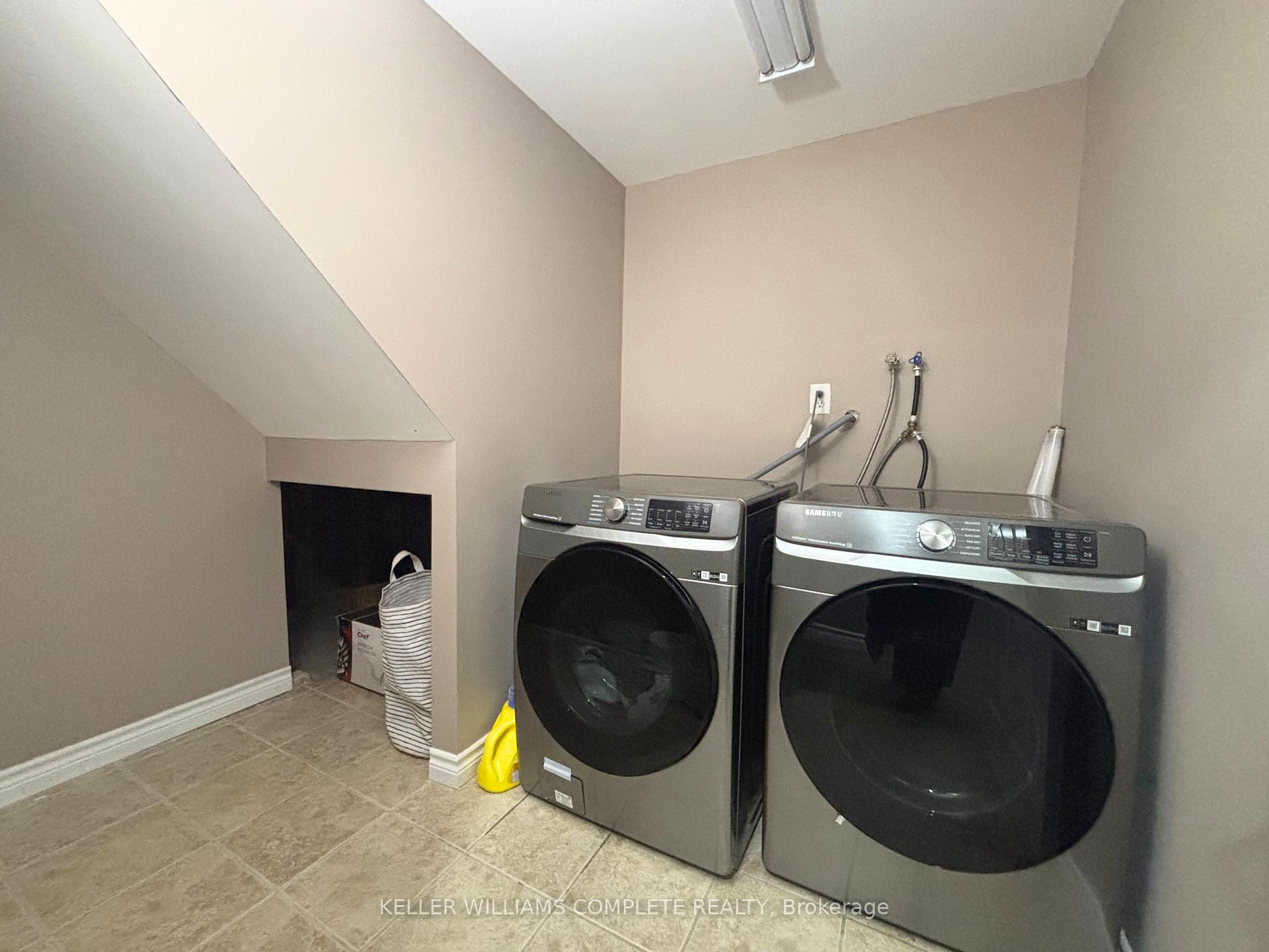 Photo 31 of 41 Pineridge Drive, Hamilton, Jerome — HOMEH