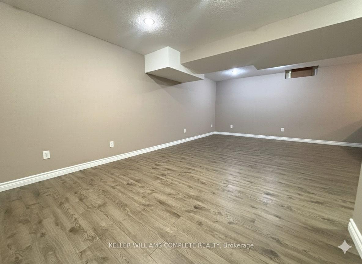 Photo 36 of 41 Pineridge Drive, Hamilton, Jerome — HOMEH