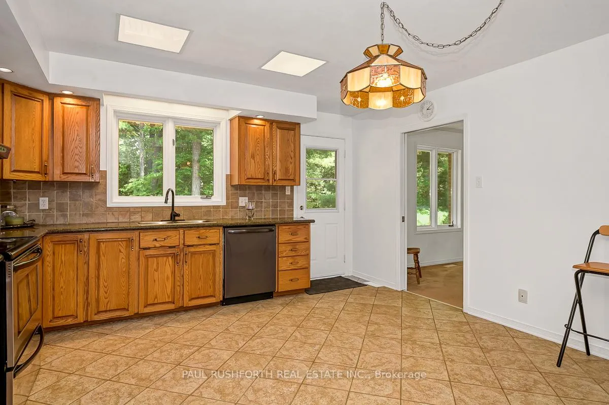 Photo 12 of 136 Grey Stone Drive, Ottawa, Huntley Ward (South West) — HOMEH