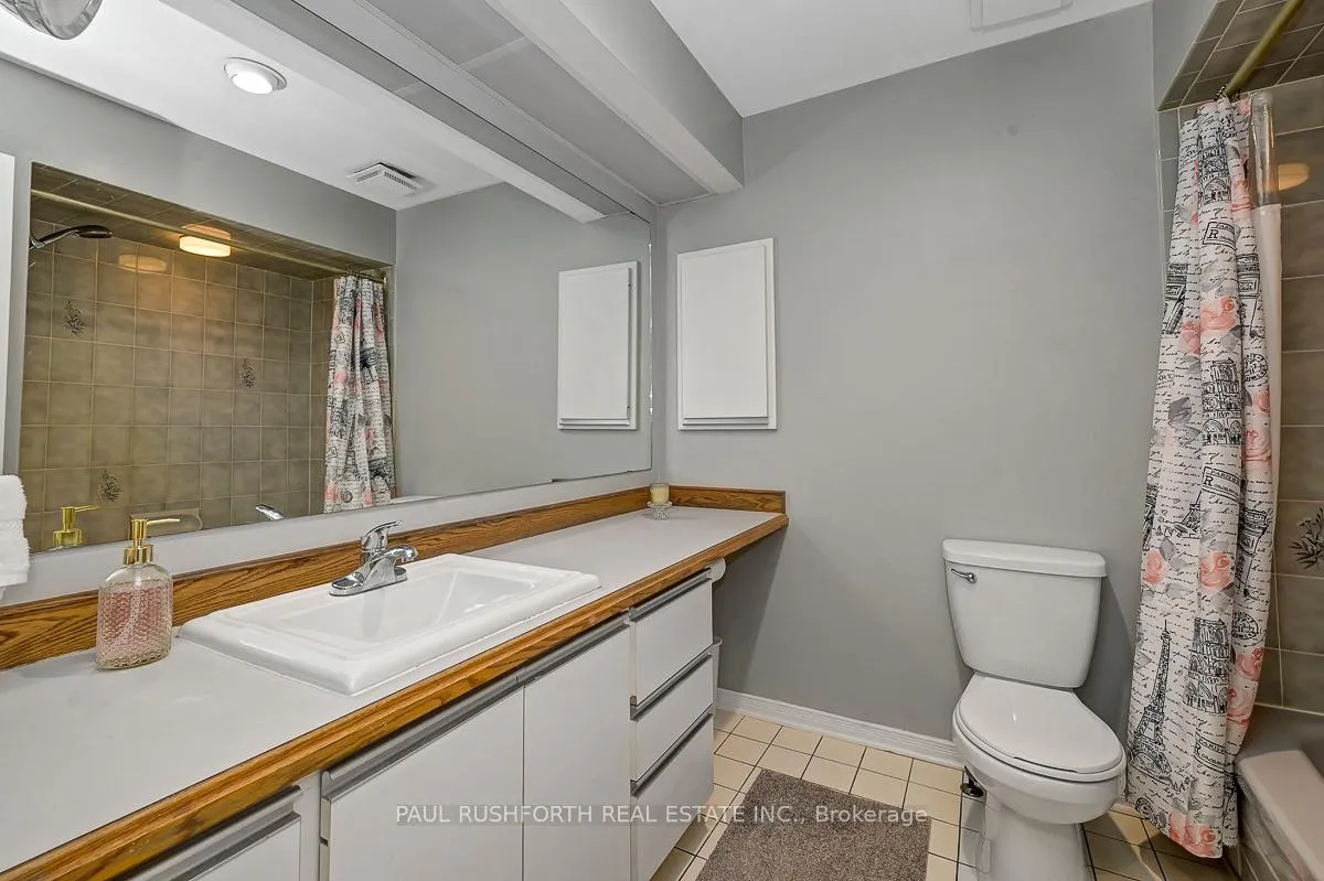Photo 17 of 136 Grey Stone Drive, Ottawa, Huntley Ward (South West) — HOMEH