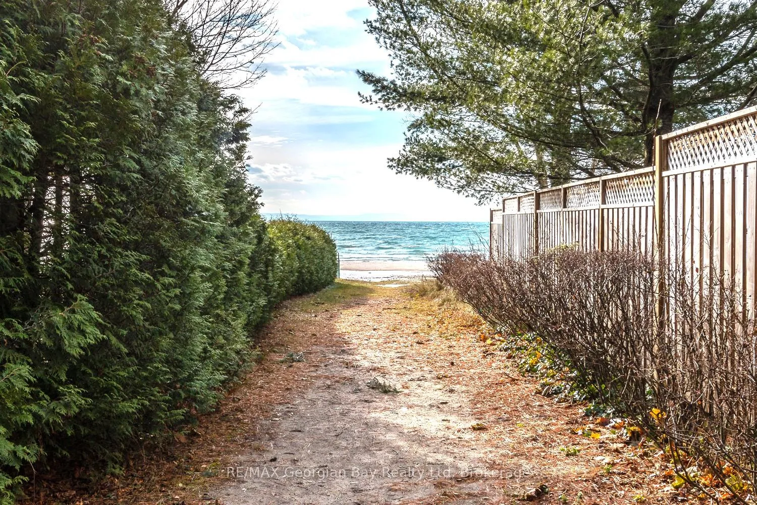 Photo 3 of 369 Tiny Beaches Road S, Tiny, Rural Tiny — HOMEH