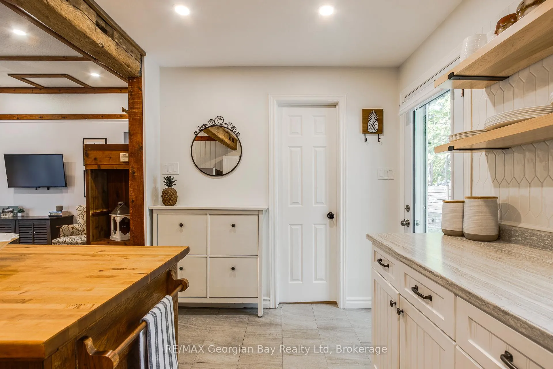 Photo 11 of 369 Tiny Beaches Road S, Tiny, Rural Tiny — HOMEH