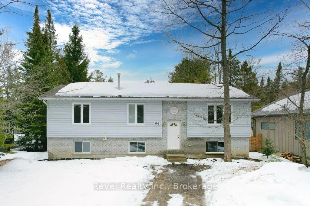 Photo 1 of 64 32nd Street N, Wasaga Beach — HOMEH