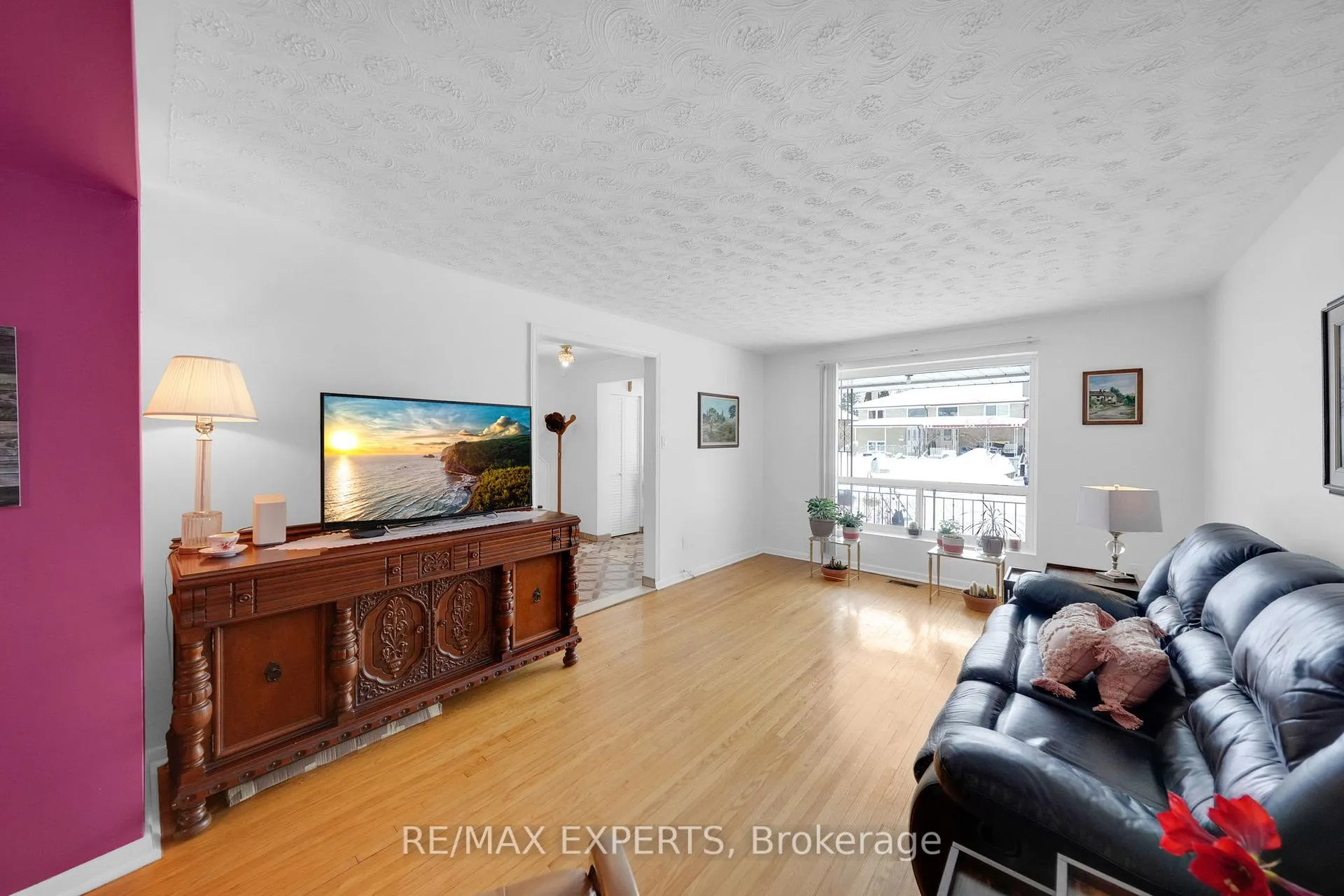 Photo 11 of 75 St Lucie Drive, North York, Humbermede — HOMEH