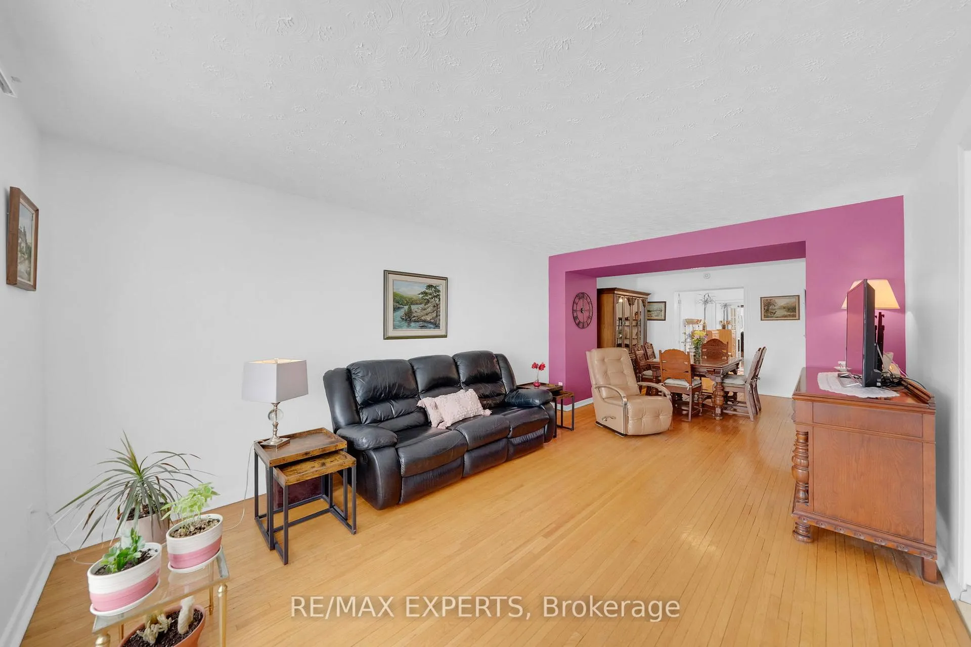 Photo 12 of 75 St Lucie Drive, North York, Humbermede — HOMEH