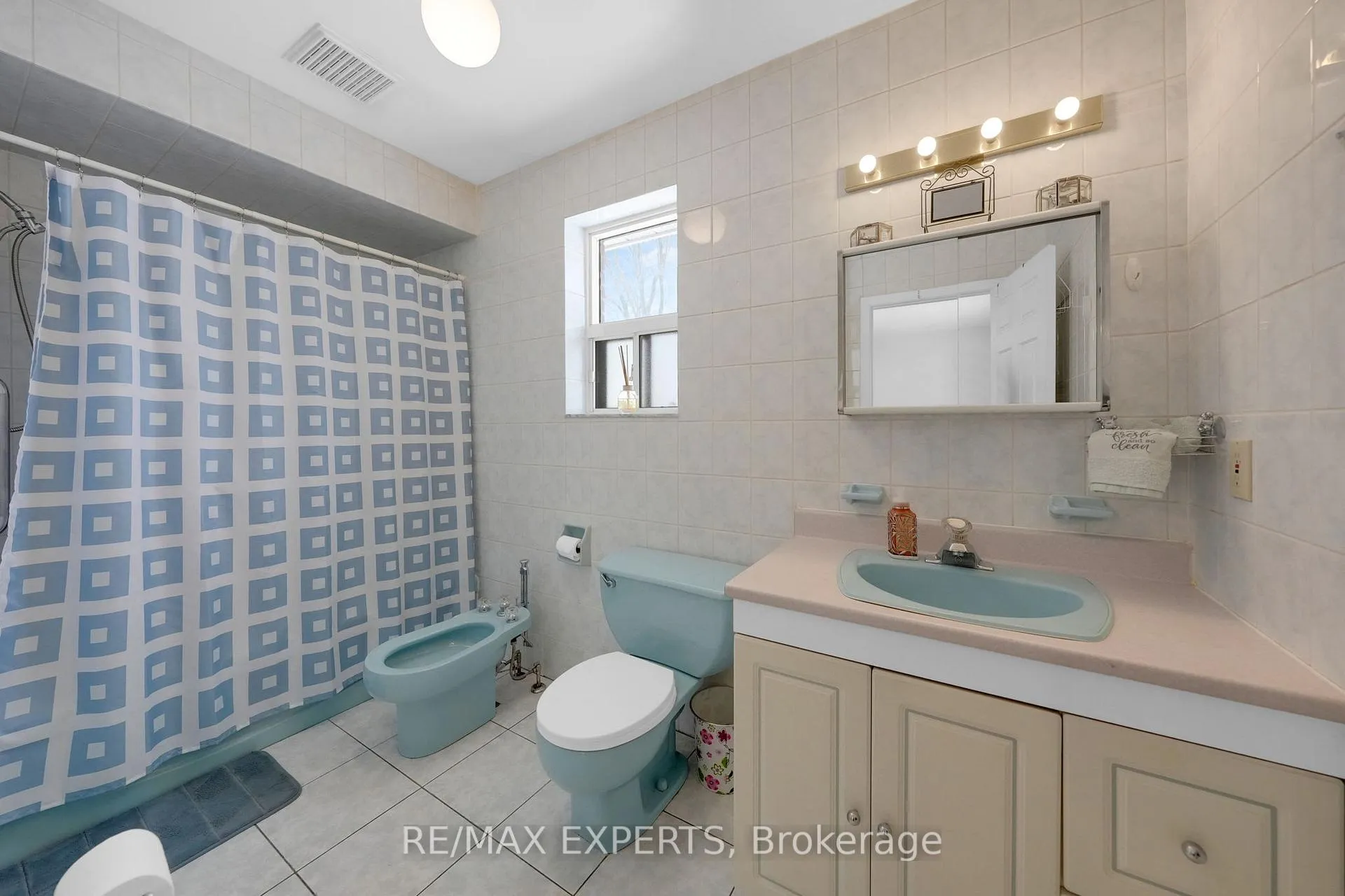 Photo 17 of 75 St Lucie Drive, North York, Humbermede — HOMEH
