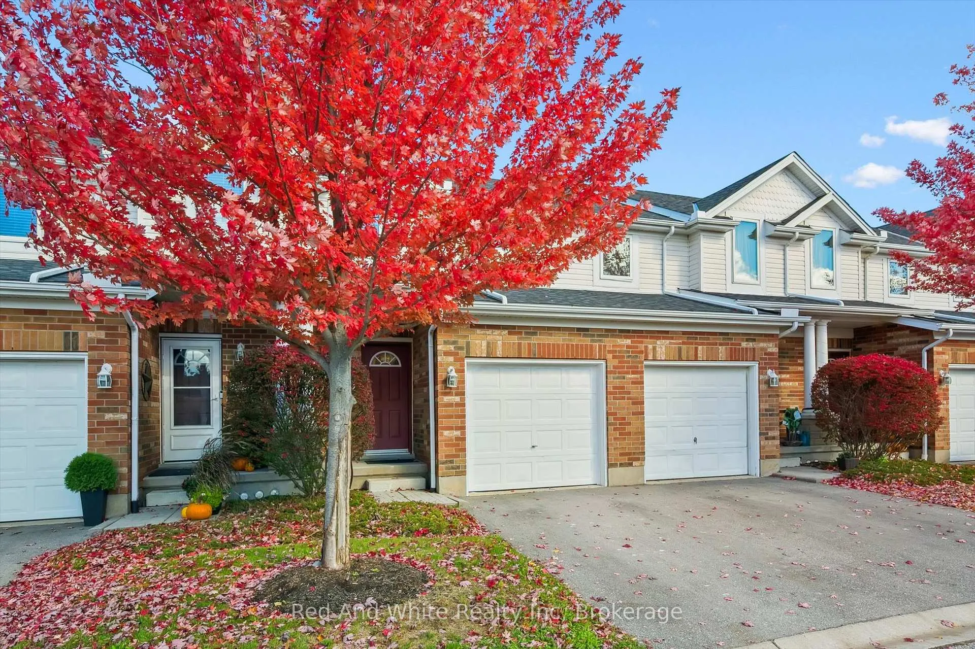 Photo 1 of Unit 3, 151 Clairfields Drive E, Guelph, Pineridge/Westminster Woods — HOMEH