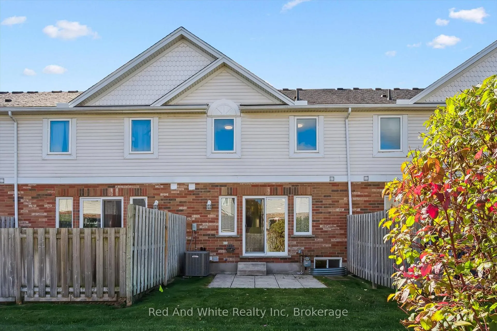 Photo 30 of Unit 3, 151 Clairfields Drive E, Guelph, Pineridge/Westminster Woods — HOMEH