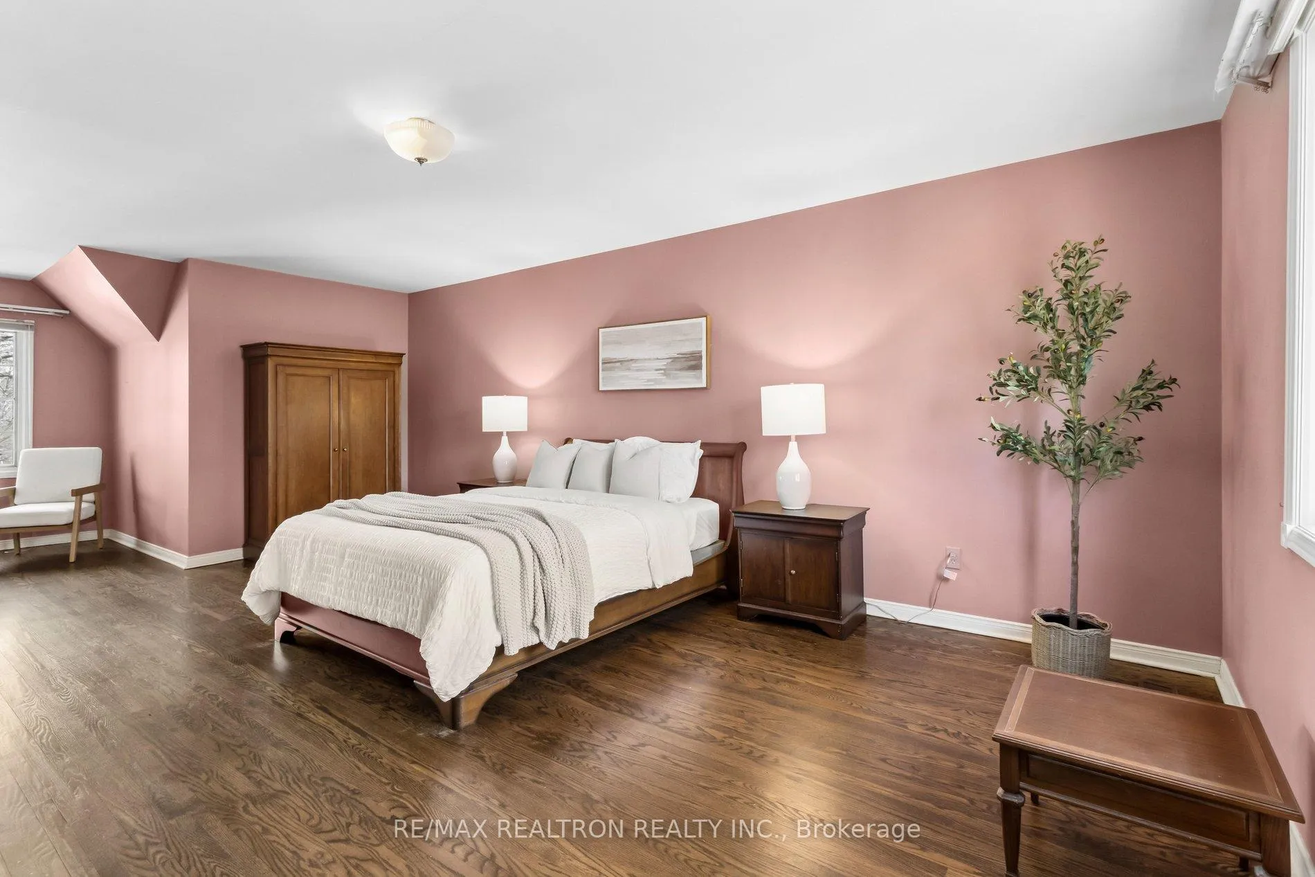 Photo 20 of 57 Hemingway Crescent, Markham, Unionville — HOMEH