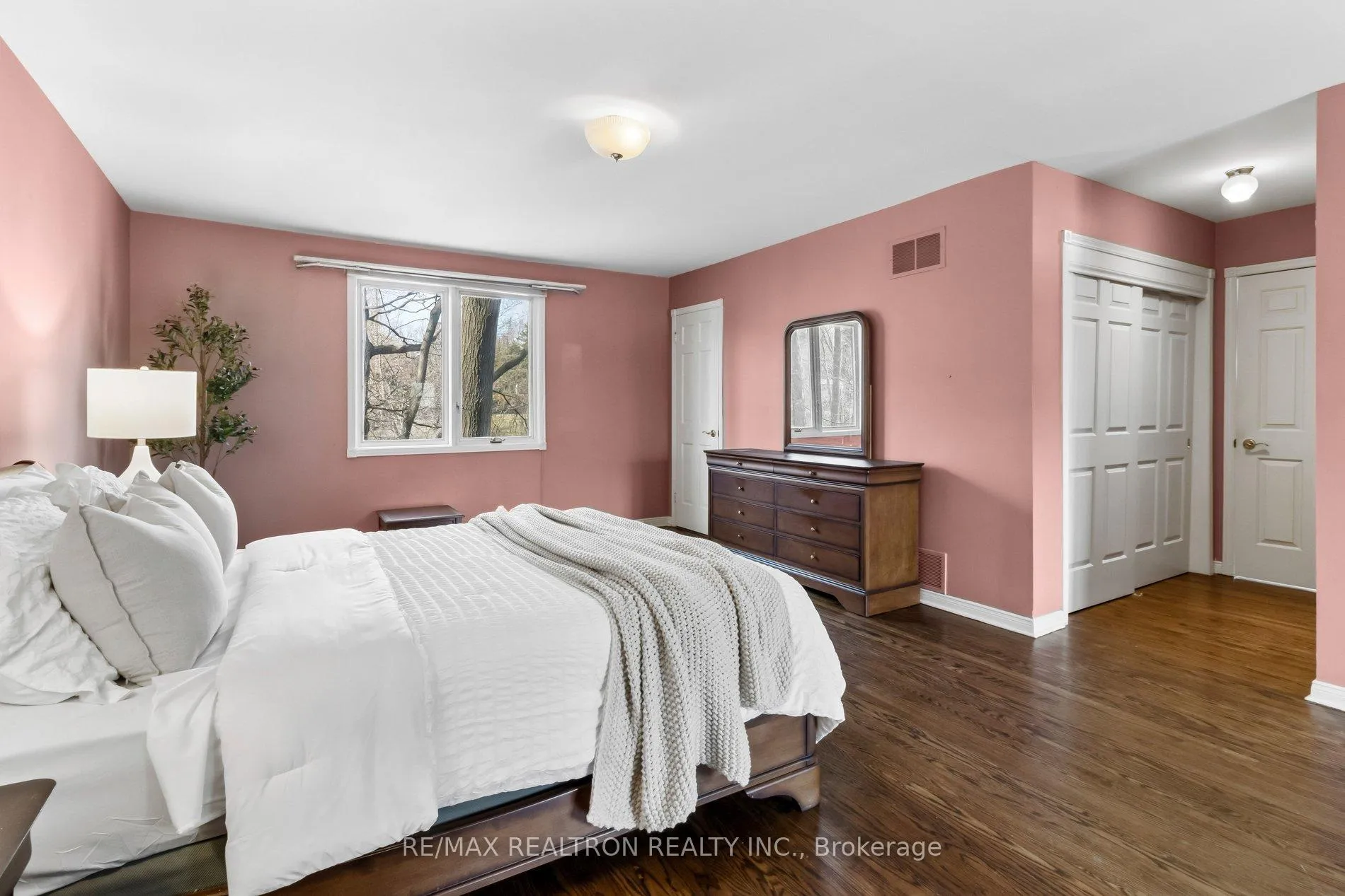 Photo 21 of 57 Hemingway Crescent, Markham, Unionville — HOMEH