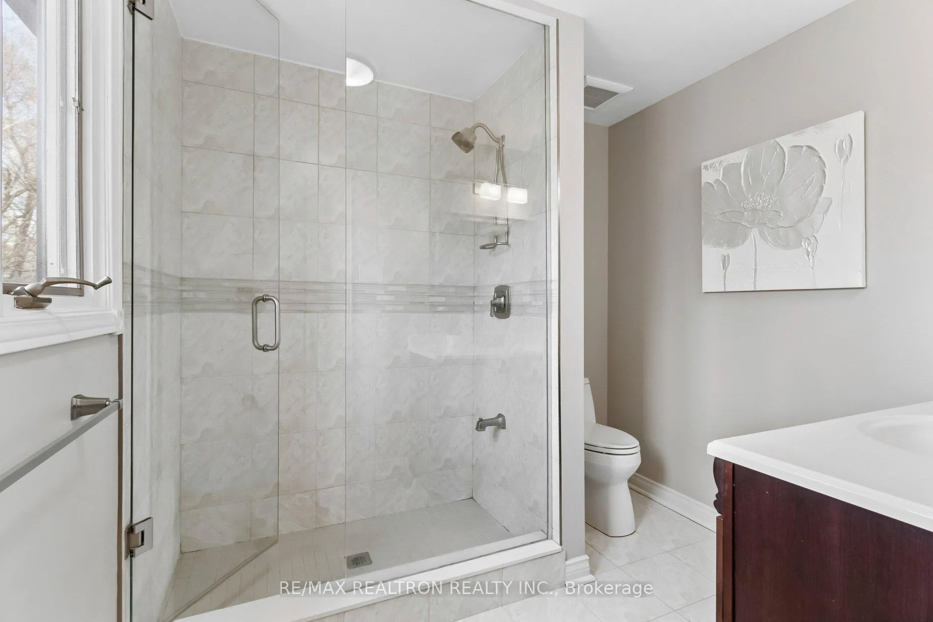 Photo 23 of 57 Hemingway Crescent, Markham, Unionville — HOMEH