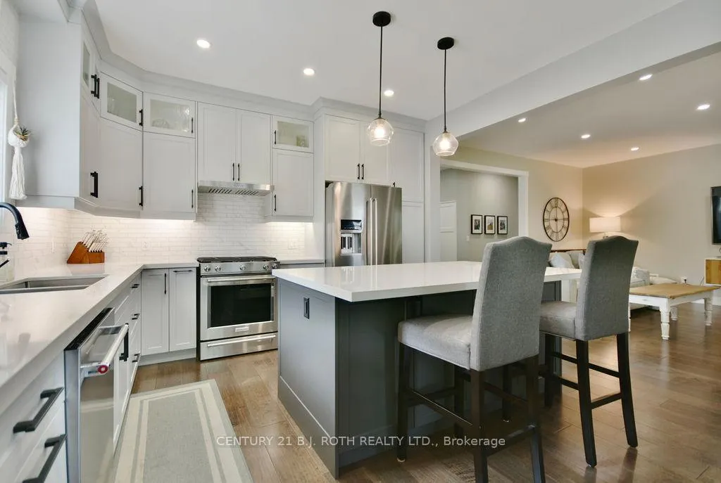 Photo 8 of 14 Edward Street W, Clearview, Creemore — HOMEH