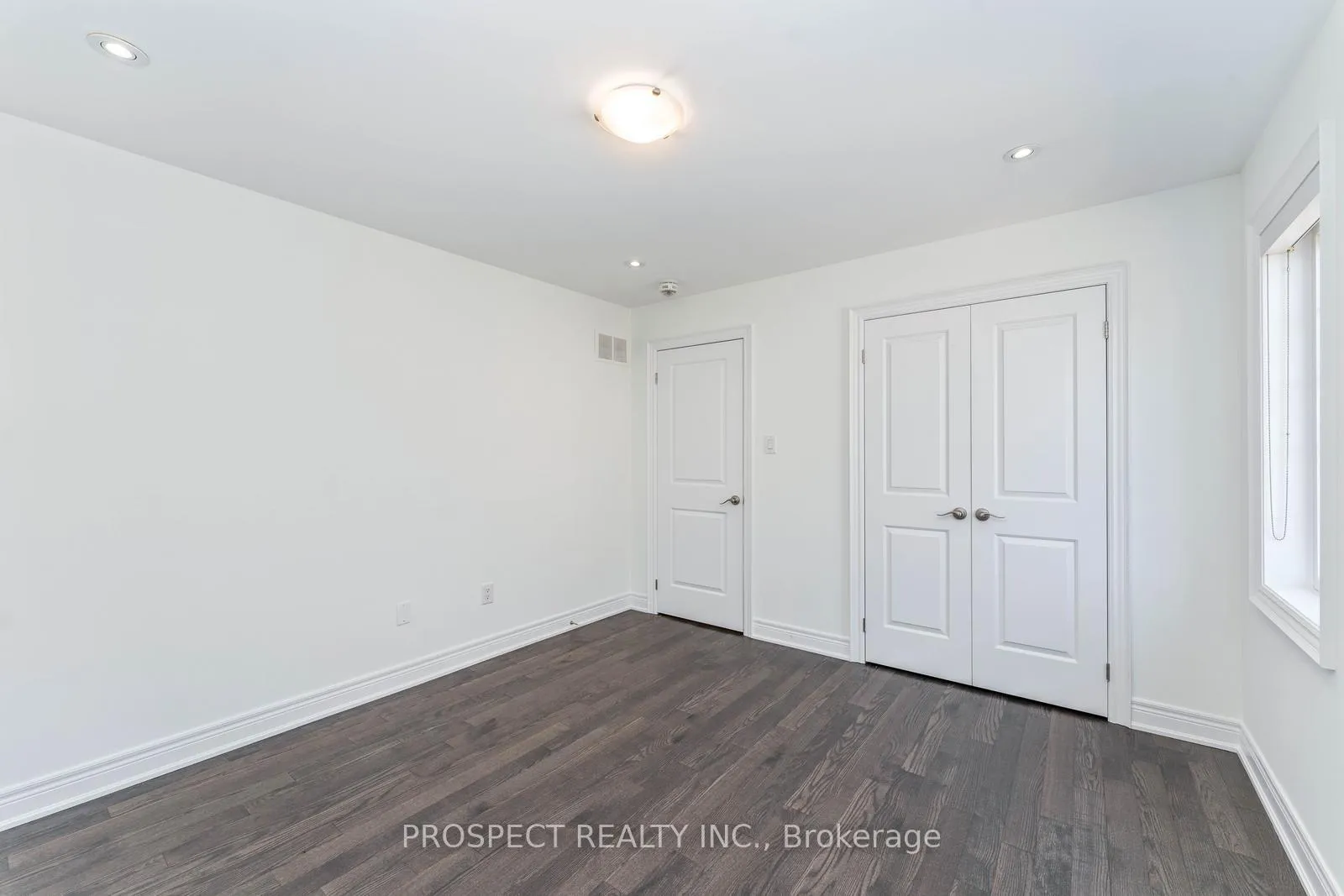 Photo 31 of 15 Lyle Way, Brampton, Northwest Brampton — HOMEH