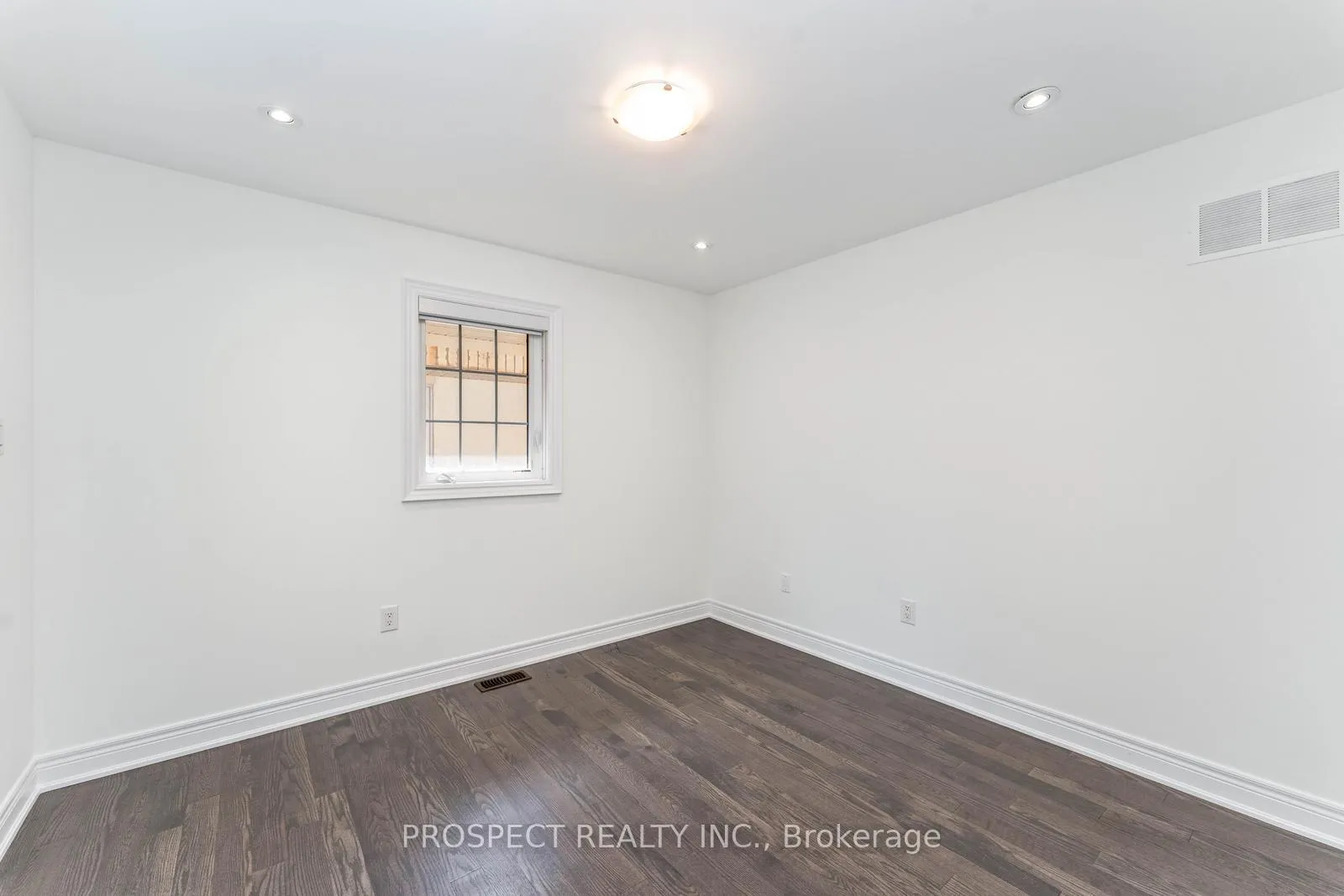 Photo 36 of 15 Lyle Way, Brampton, Northwest Brampton — HOMEH