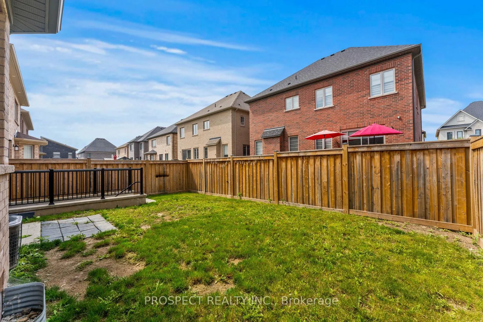 Photo 40 of 15 Lyle Way, Brampton, Northwest Brampton — HOMEH