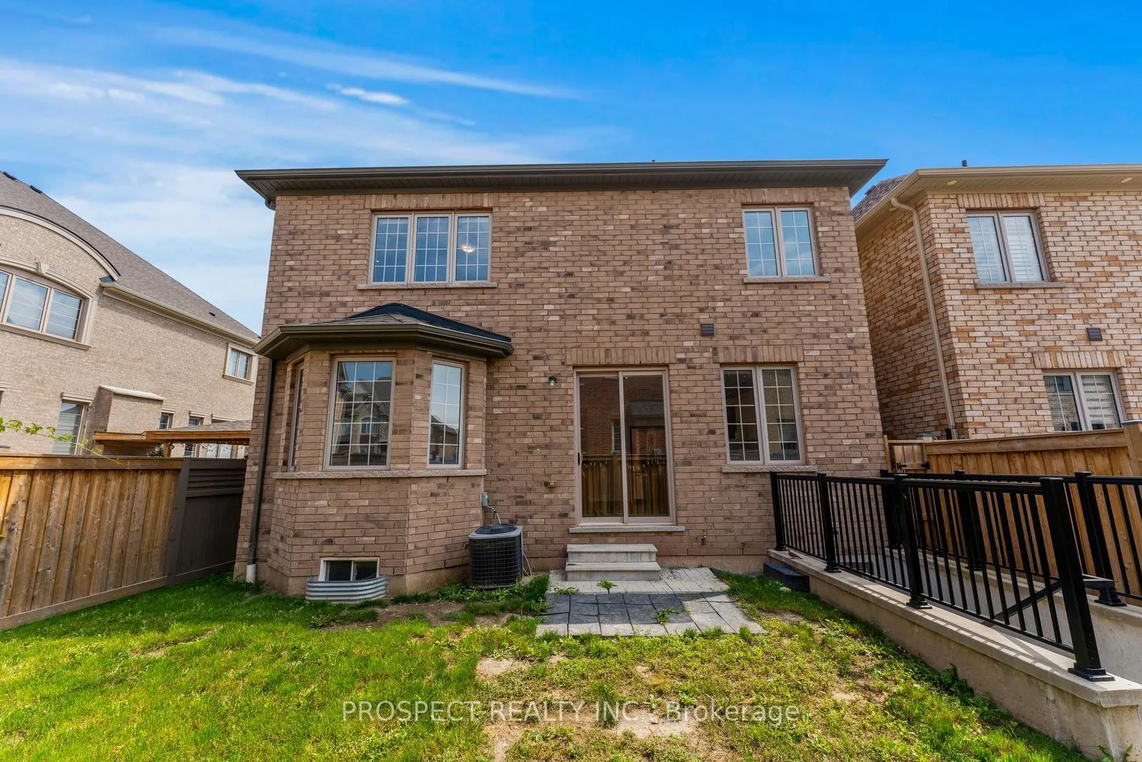 Photo 44 of 15 Lyle Way, Brampton, Northwest Brampton — HOMEH