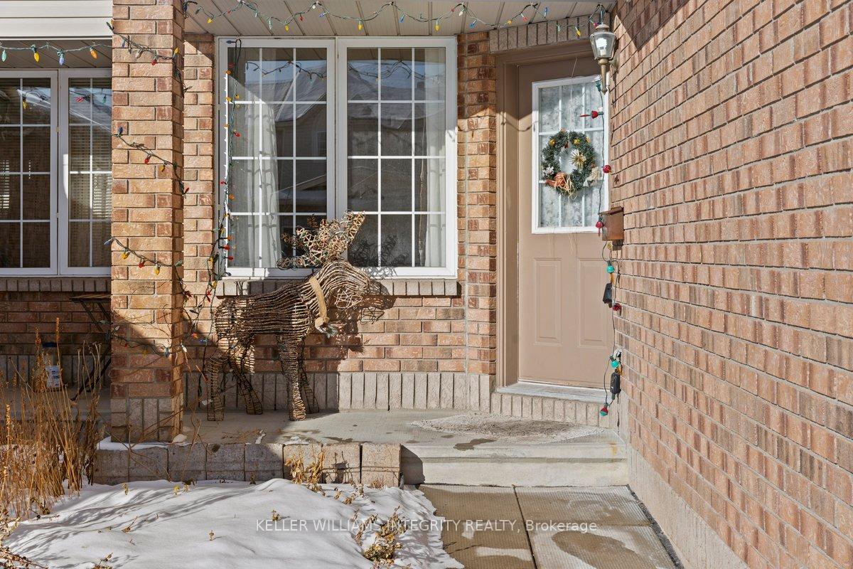 Photo 4 of 23 Drumso Street, Ottawa, Hunt Club Park/Greenboro — HOMEH