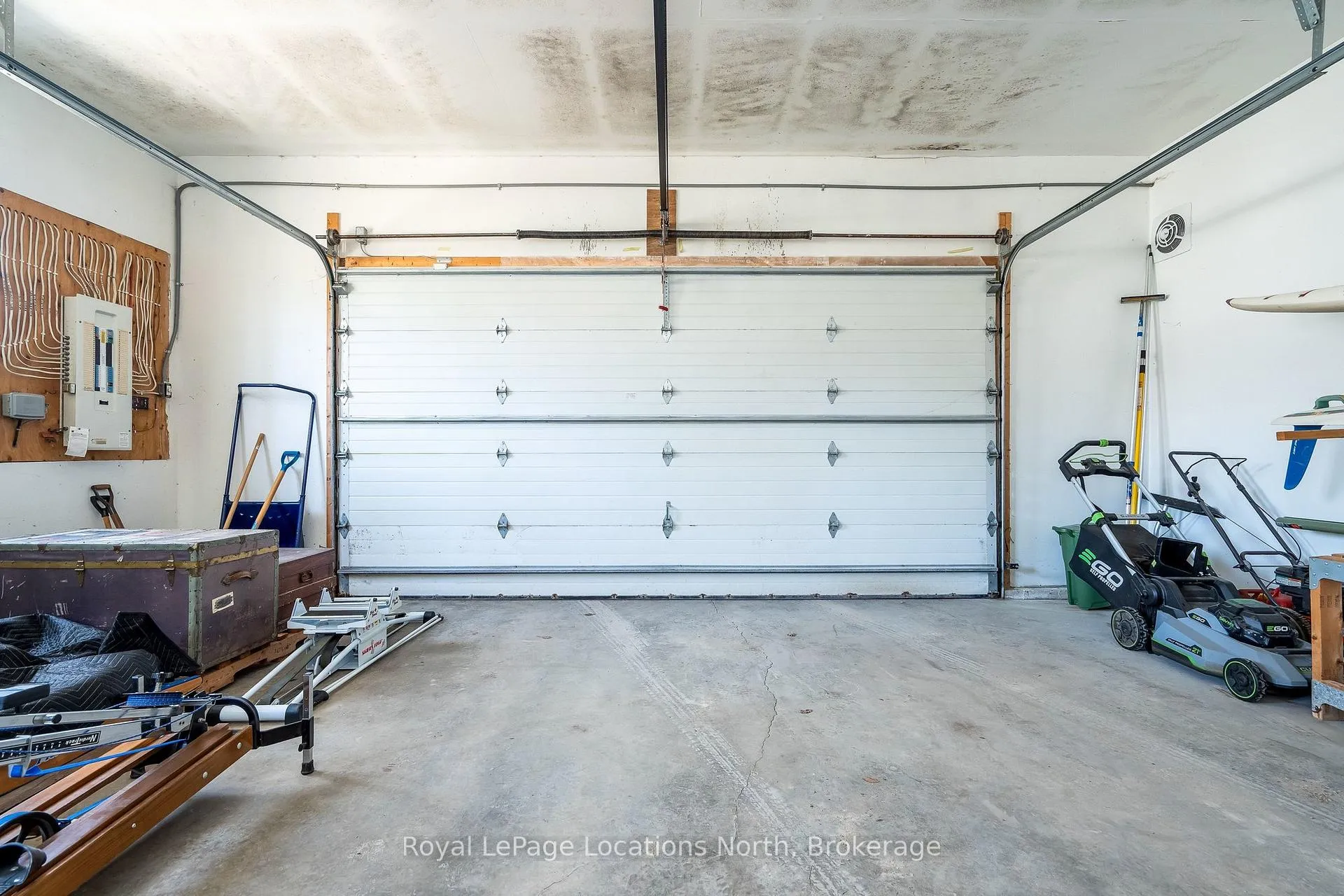 Photo 31 of 130 Cortina Crescent, Blue Mountains — HOMEH