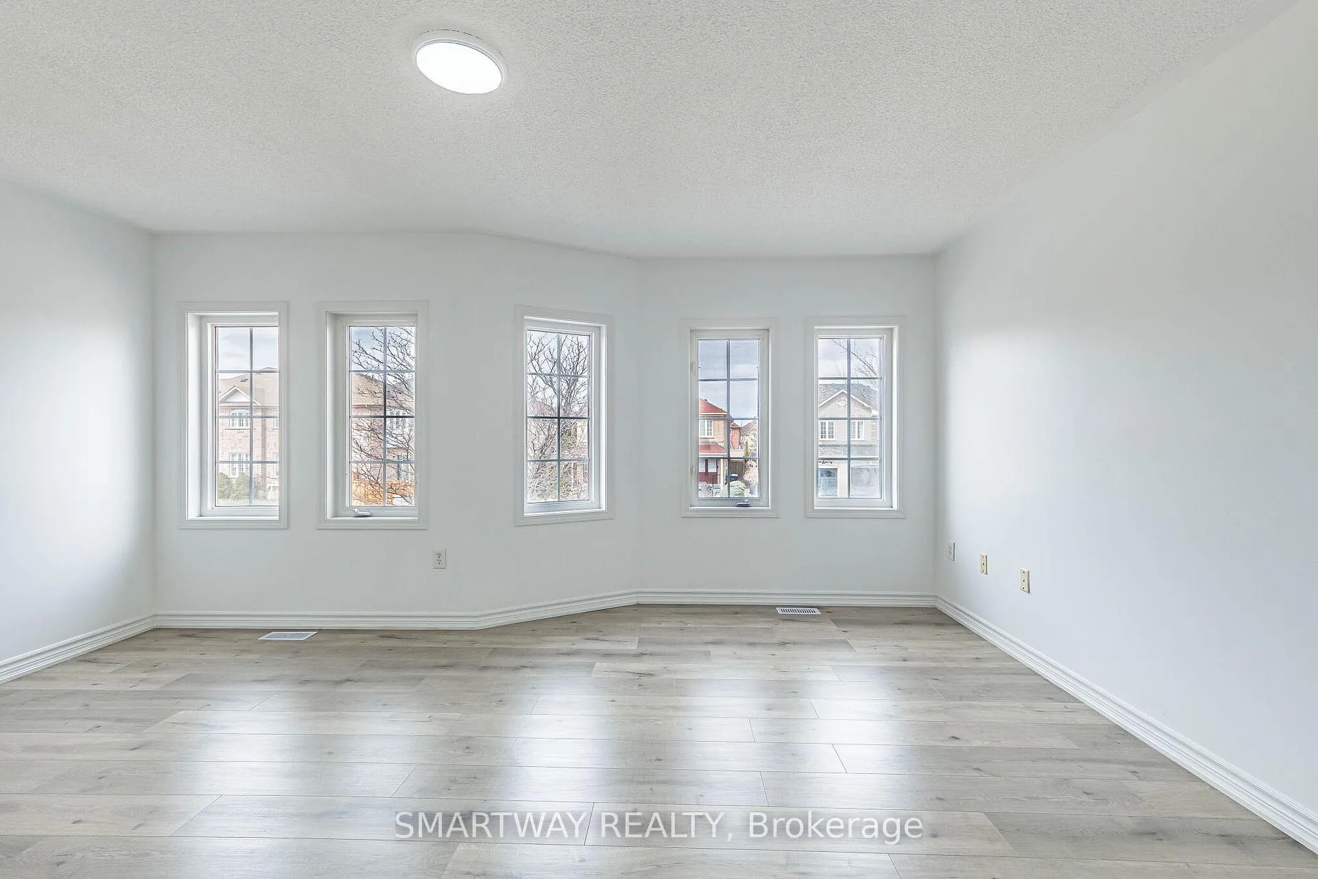 Photo 36 of 36 Native Landing, Brampton, Fletcher's Creek Village — HOMEH
