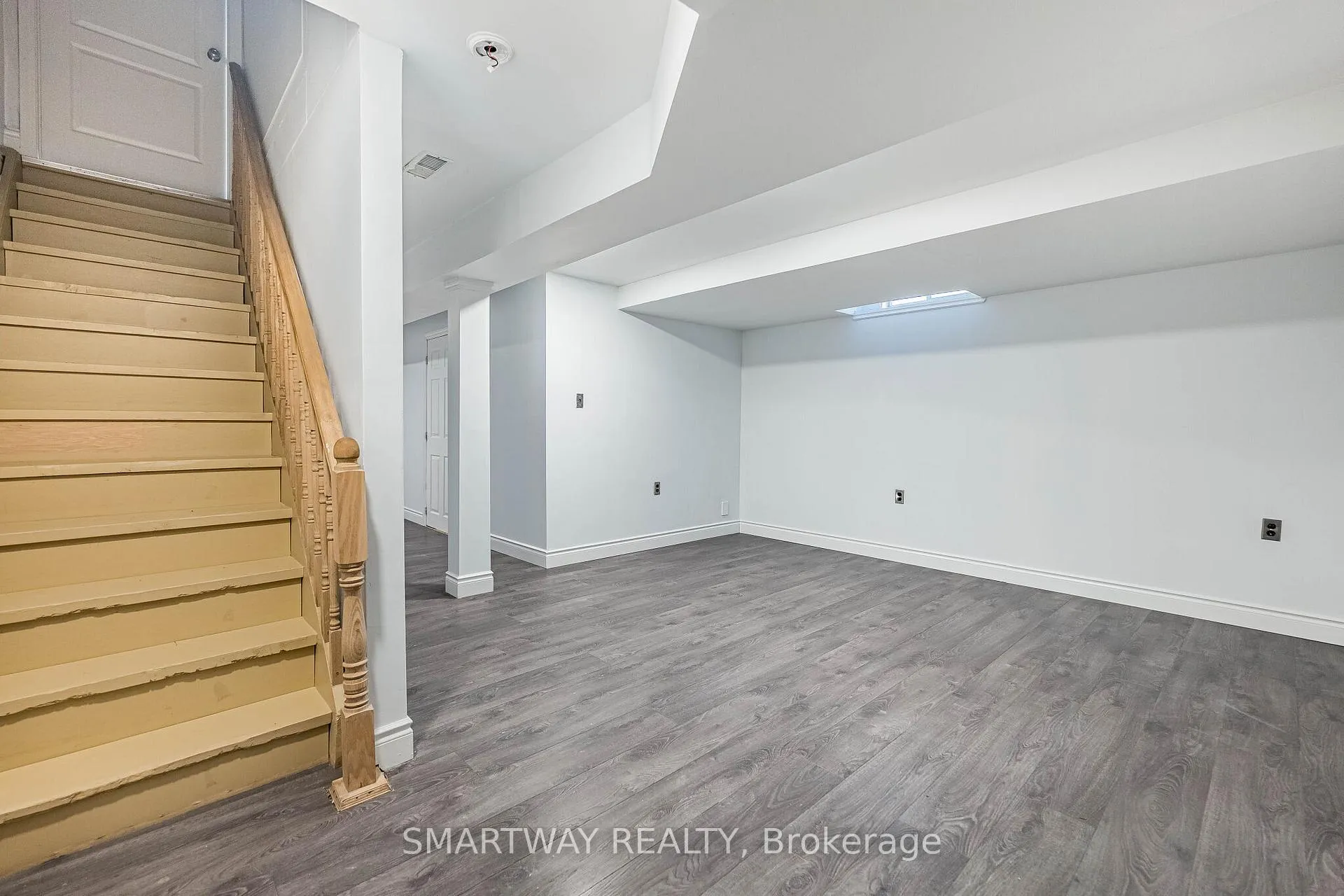 Photo 42 of 36 Native Landing, Brampton, Fletcher's Creek Village — HOMEH