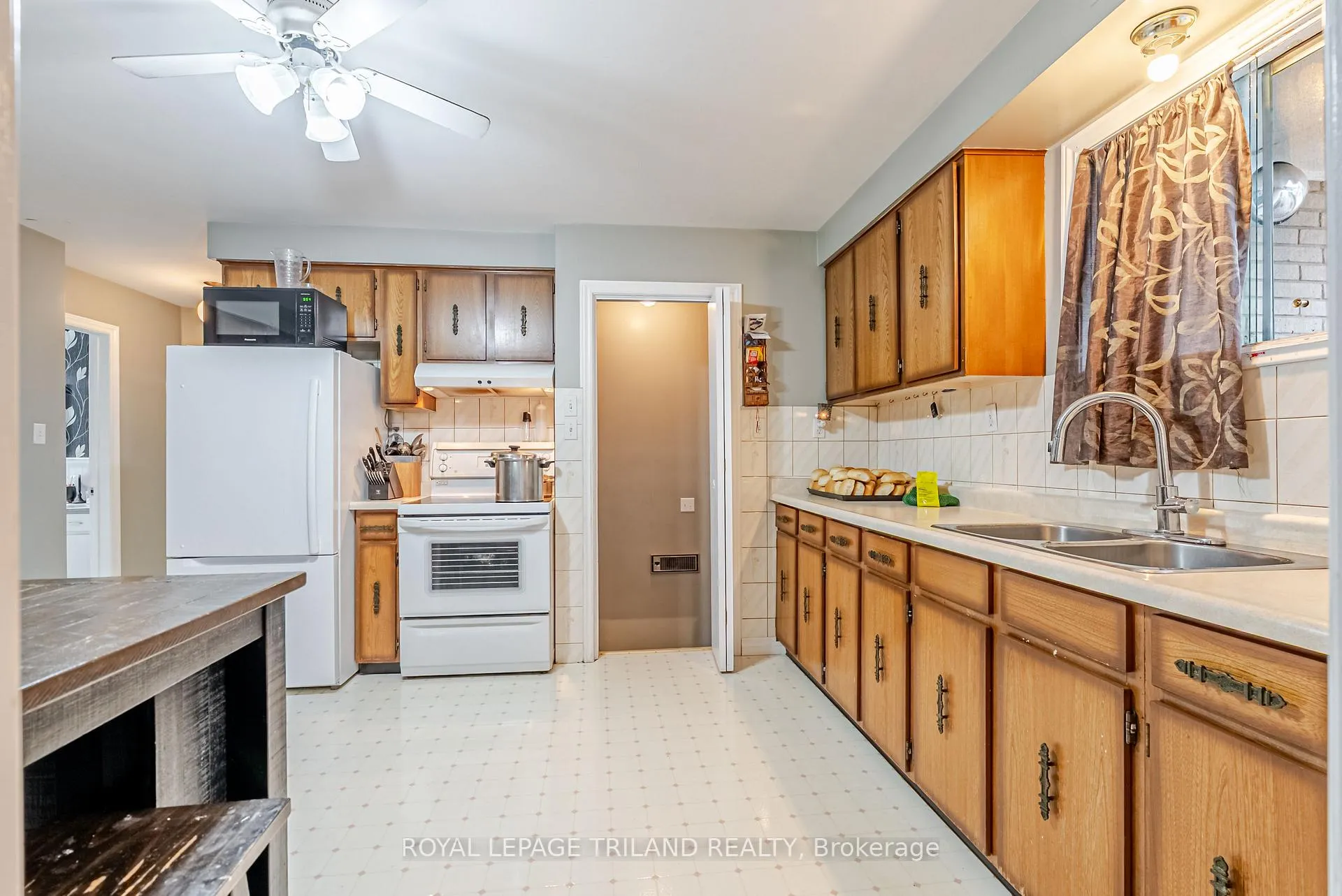 Photo 20 of 408 John Street, Aylmer — HOMEH