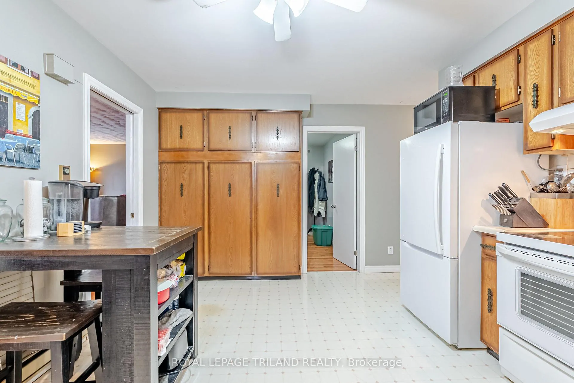 Photo 23 of 408 John Street, Aylmer — HOMEH