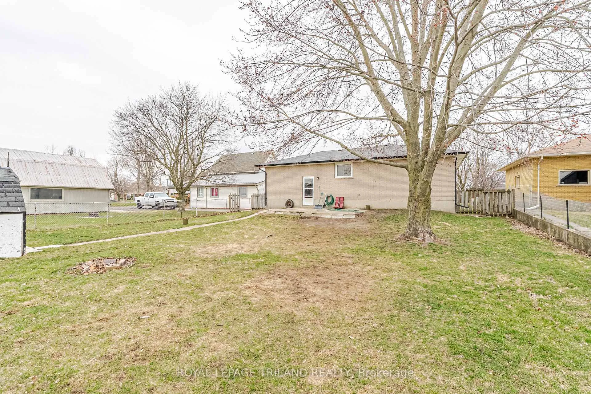 Photo 47 of 408 John Street, Aylmer — HOMEH