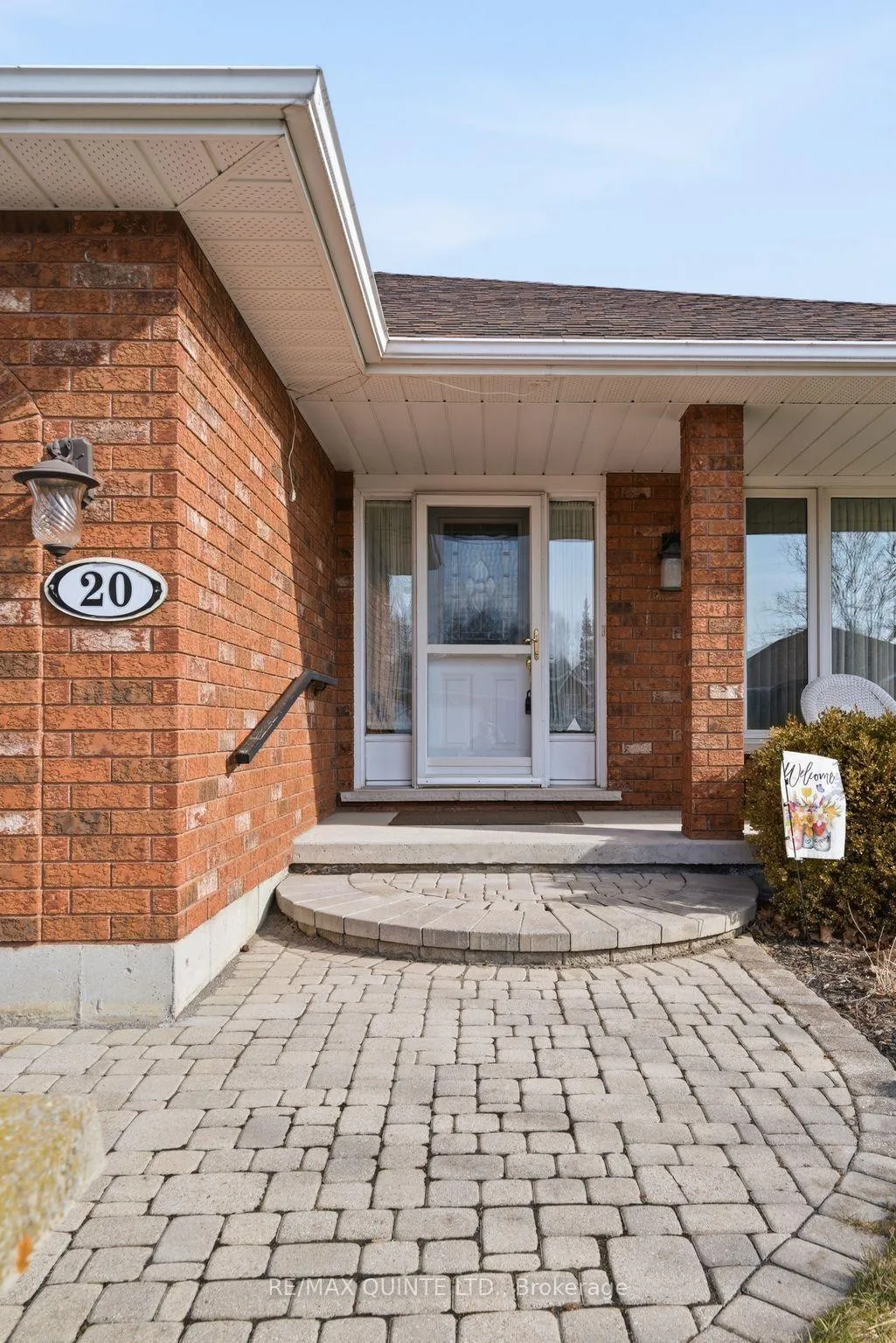 Photo 3 of 20 Sumac Terrace, Belleville, Belleville Ward — HOMEH