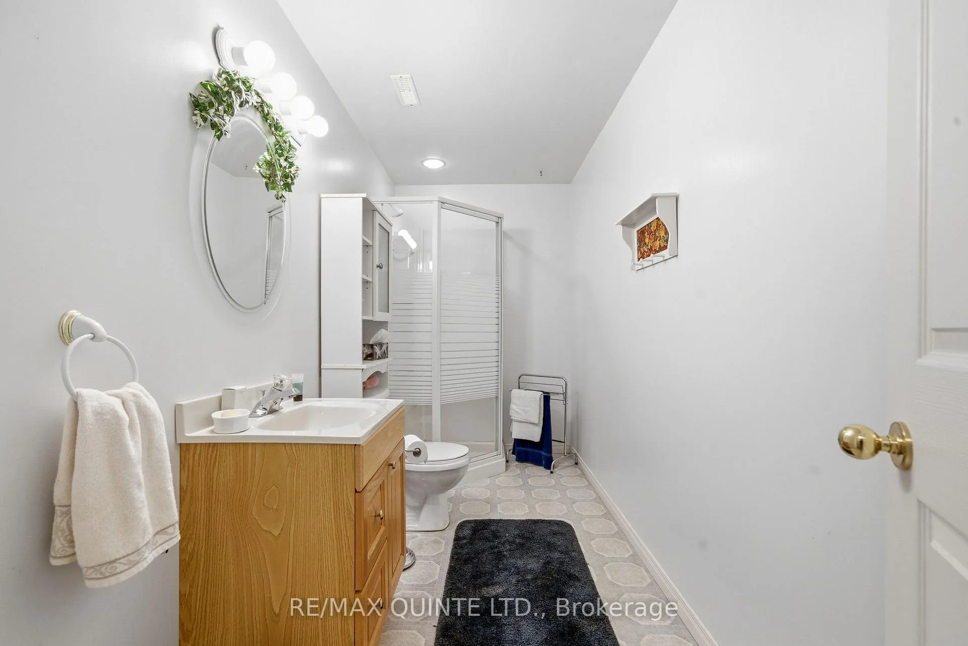 Photo 35 of 20 Sumac Terrace, Belleville, Belleville Ward — HOMEH