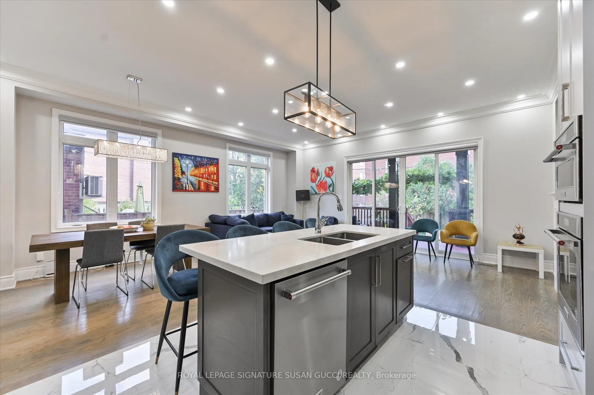 Photo 10 of 3 Holmstead Avenue, Toronto, O'Connor-Parkview — HOMEH