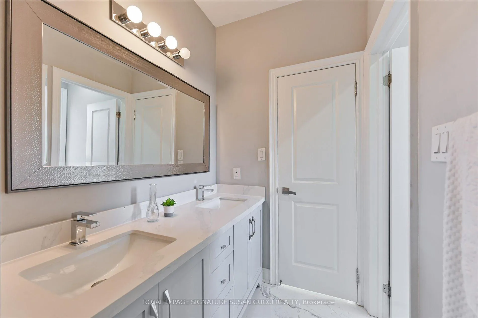 Photo 34 of 3 Holmstead Avenue, Toronto, O'Connor-Parkview — HOMEH
