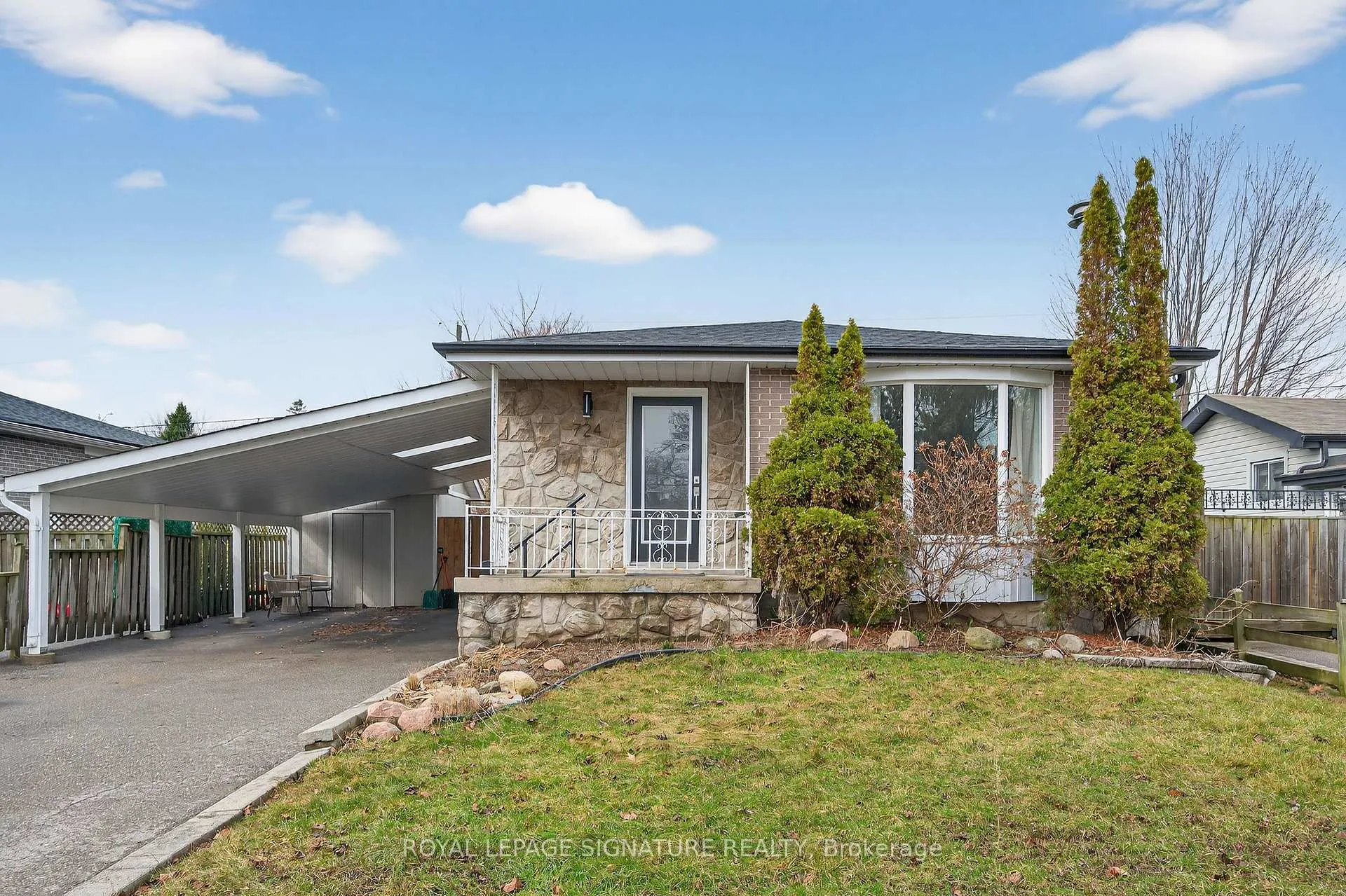 Photo 1 of Unit Main, 724 Balaton Avenue, Pickering, Bay Ridges — HOMEH