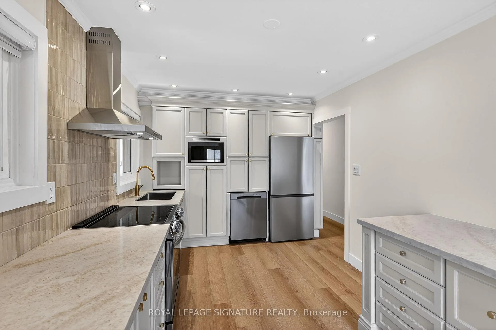 Photo 5 of Unit Main, 724 Balaton Avenue, Pickering, Bay Ridges — HOMEH