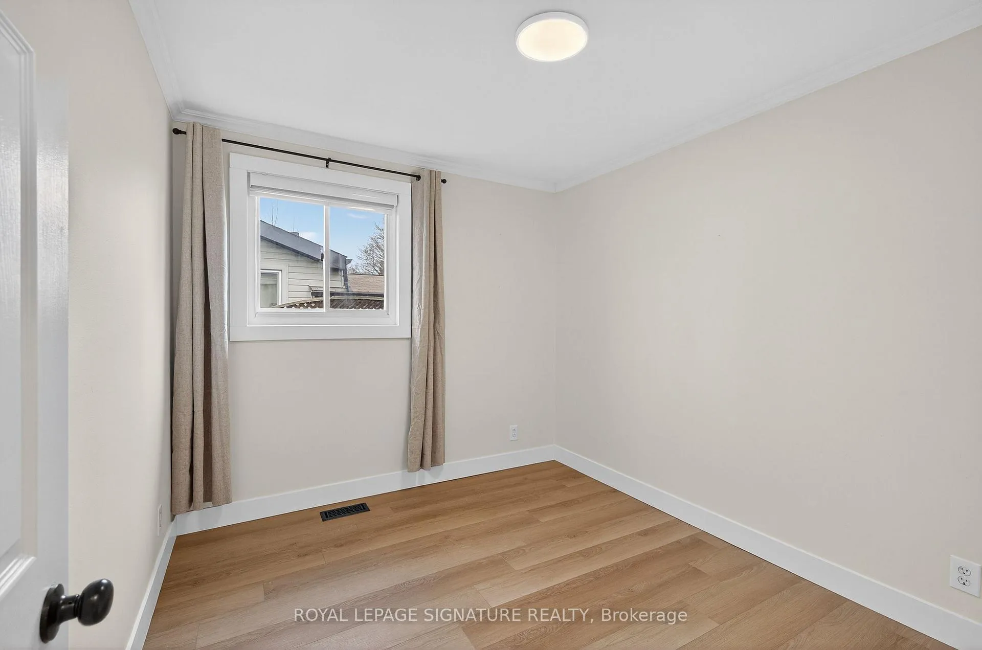 Photo 17 of Unit Main, 724 Balaton Avenue, Pickering, Bay Ridges — HOMEH