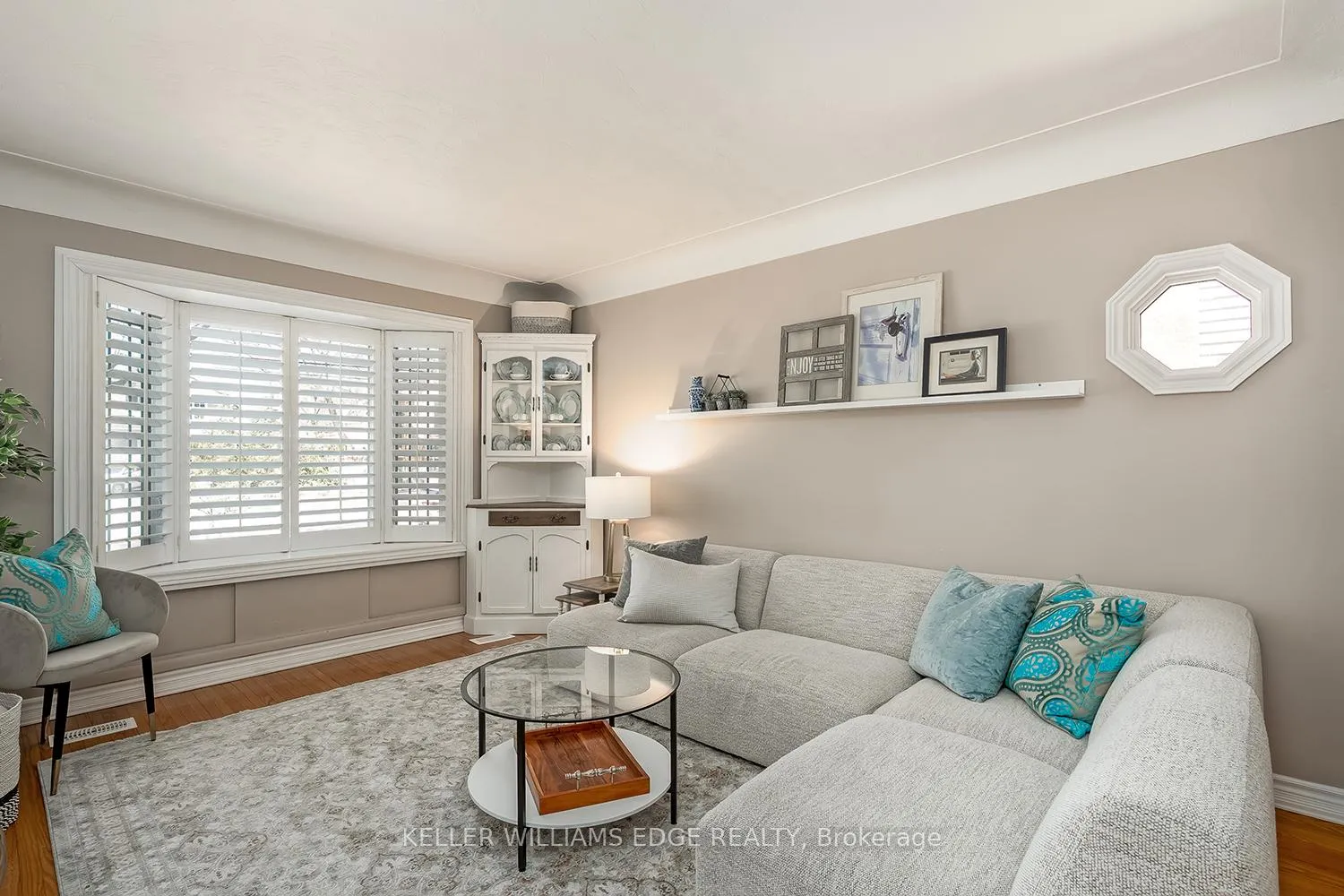 Photo 4 of 220 Townsend Avenue, Burlington, LaSalle — HOMEH