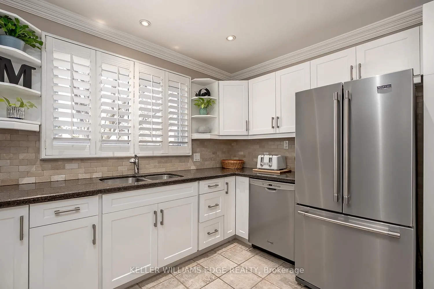 Photo 9 of 220 Townsend Avenue, Burlington, LaSalle — HOMEH