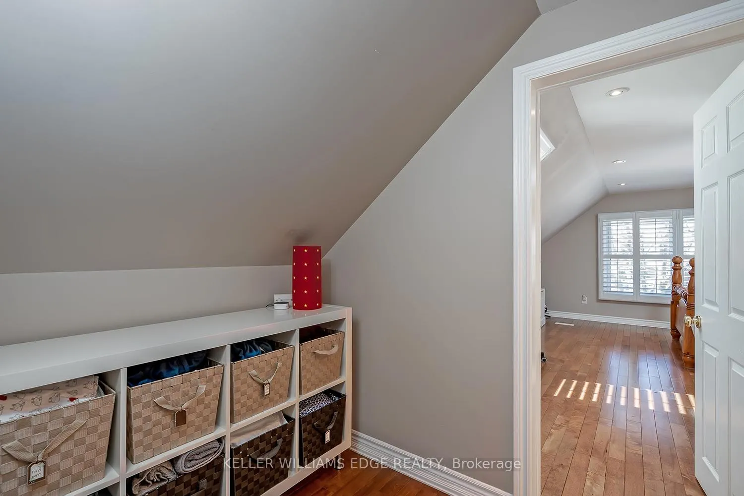 Photo 17 of 220 Townsend Avenue, Burlington, LaSalle — HOMEH