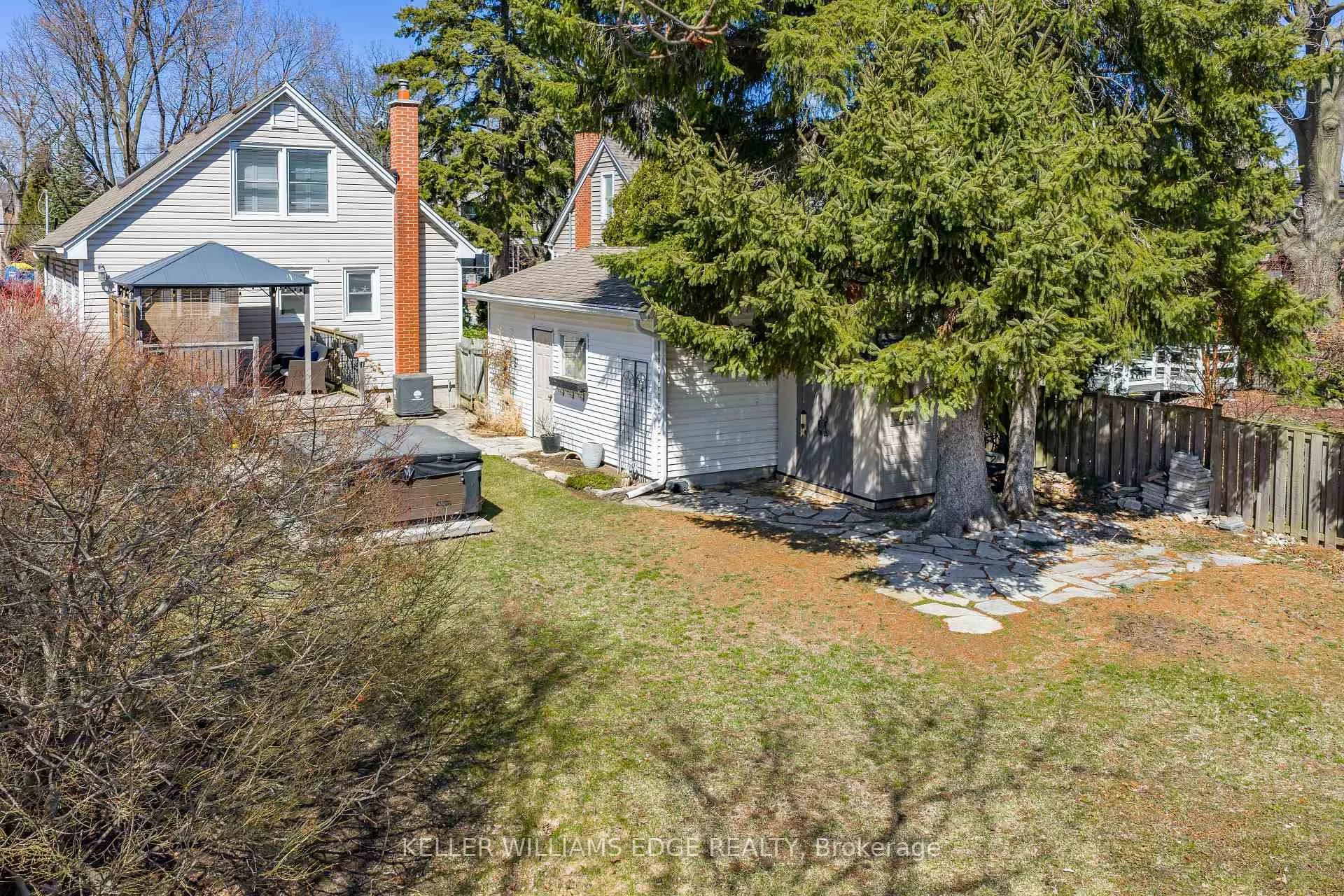 Photo 38 of 220 Townsend Avenue, Burlington, LaSalle — HOMEH