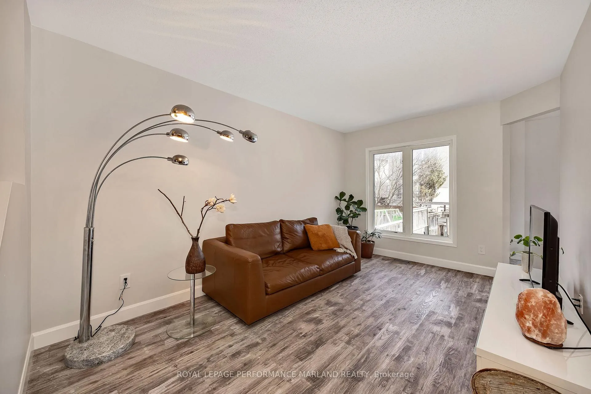 Photo 4 of Unit 18, 63 Madaket Private, Ottawa, Kanata - Emerald Meadows/Trailwest — HOMEH