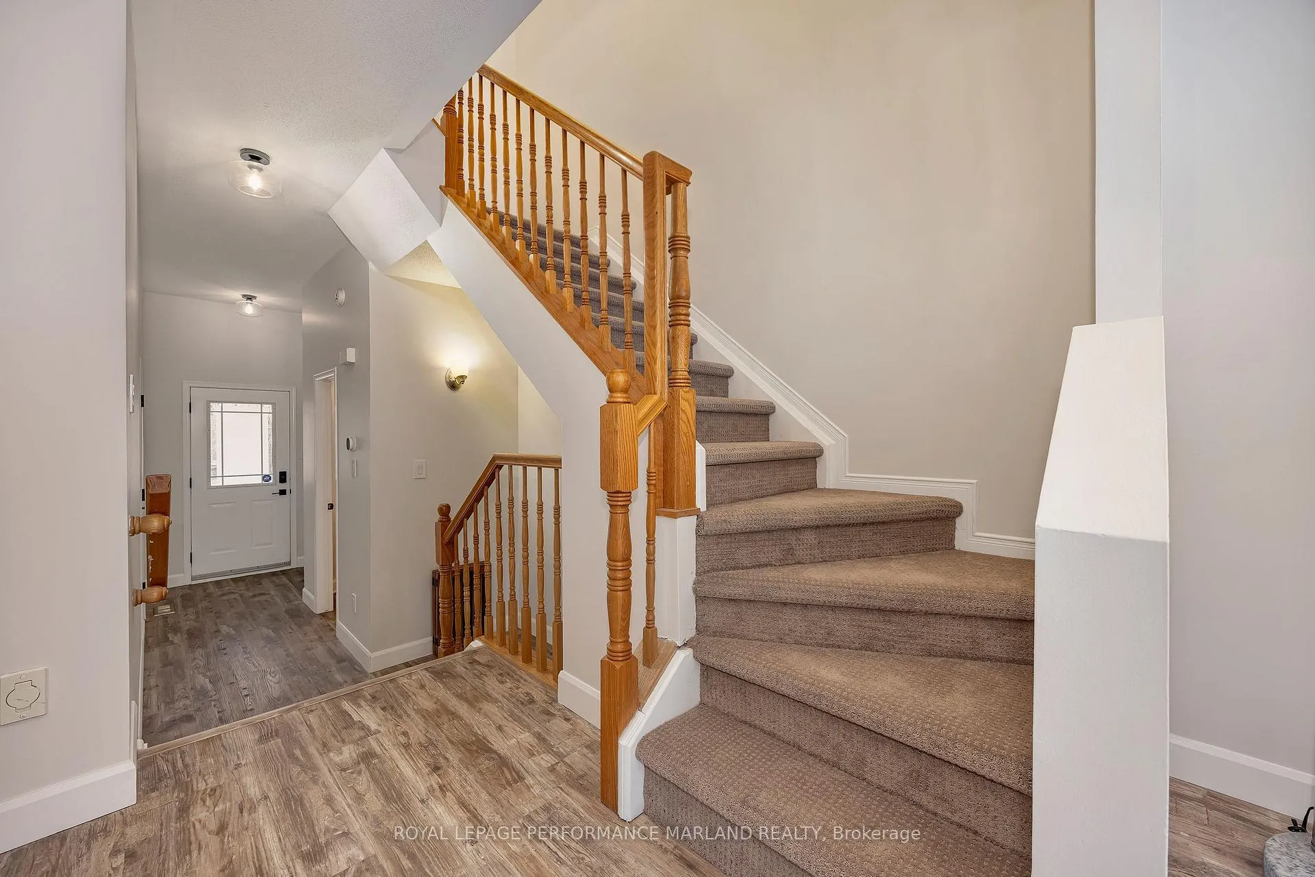 Photo 12 of Unit 18, 63 Madaket Private, Ottawa, Kanata - Emerald Meadows/Trailwest — HOMEH