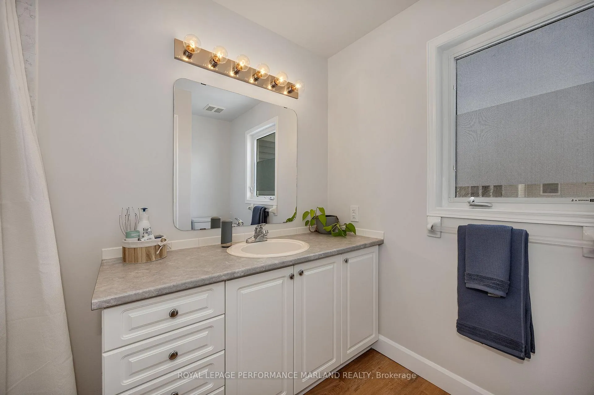 Photo 16 of Unit 18, 63 Madaket Private, Ottawa, Kanata - Emerald Meadows/Trailwest — HOMEH