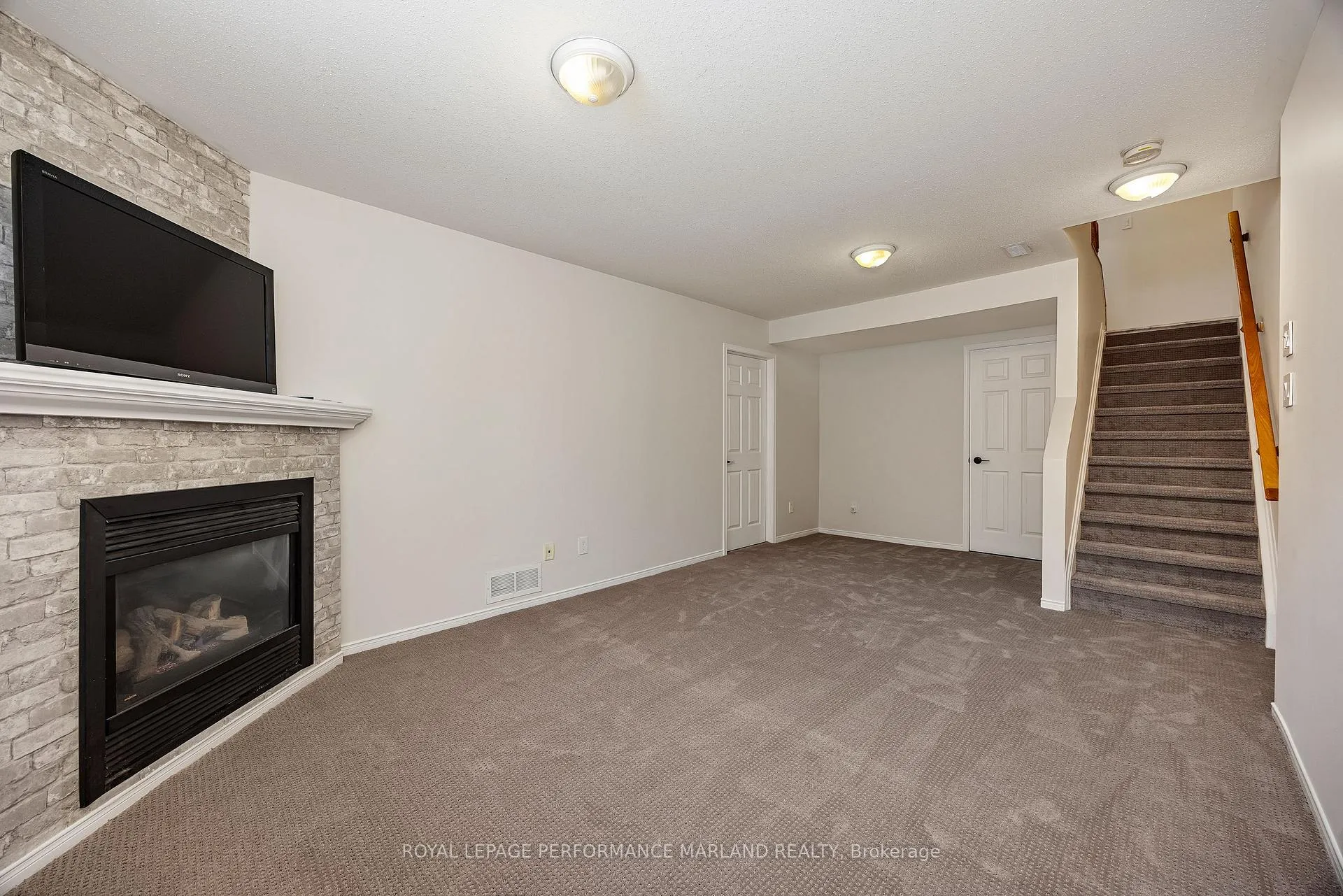 Photo 22 of Unit 18, 63 Madaket Private, Ottawa, Kanata - Emerald Meadows/Trailwest — HOMEH
