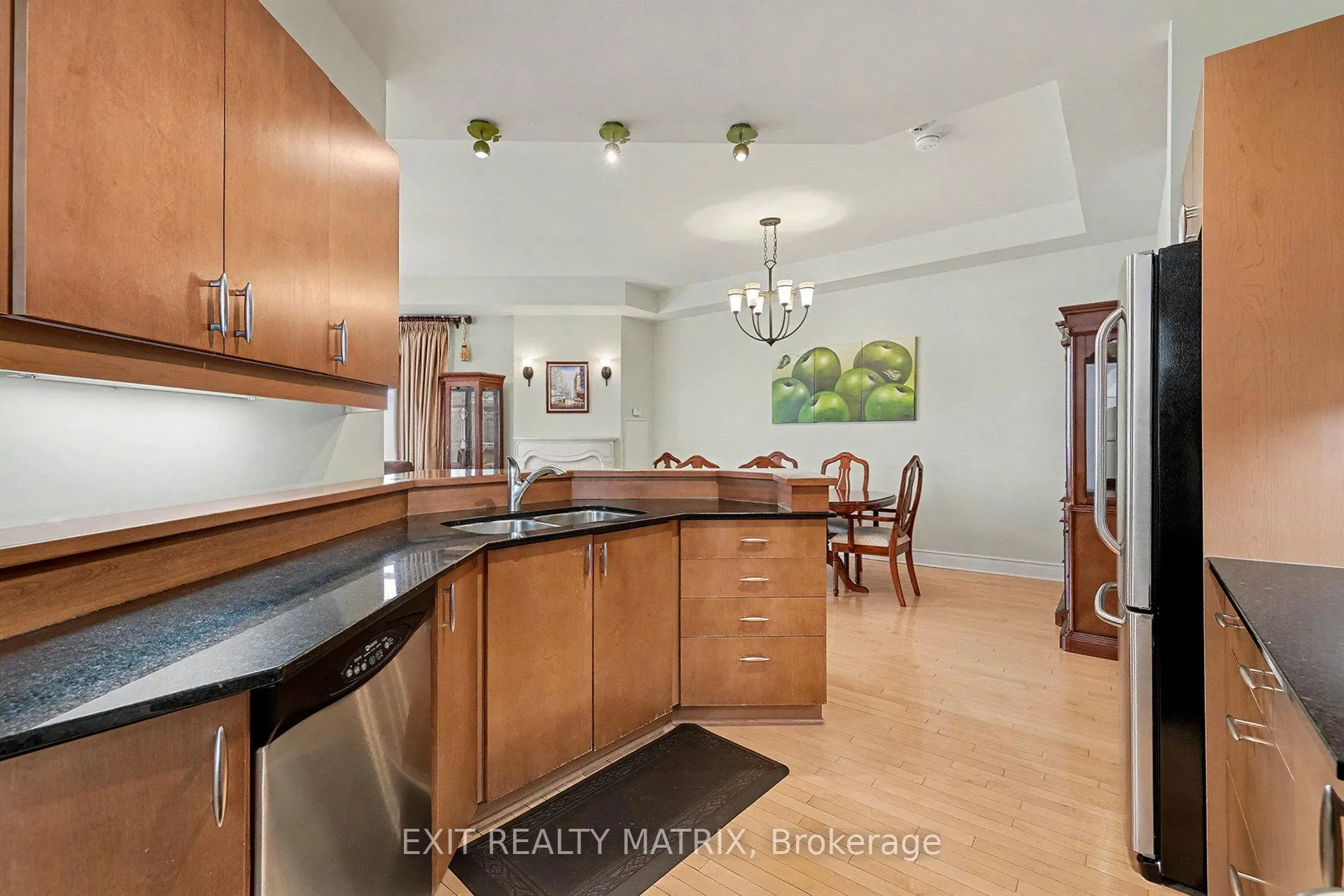 Photo 8 of Unit 1505, 85 Bronson Avenue, Ottawa, Ottawa Centre — HOMEH
